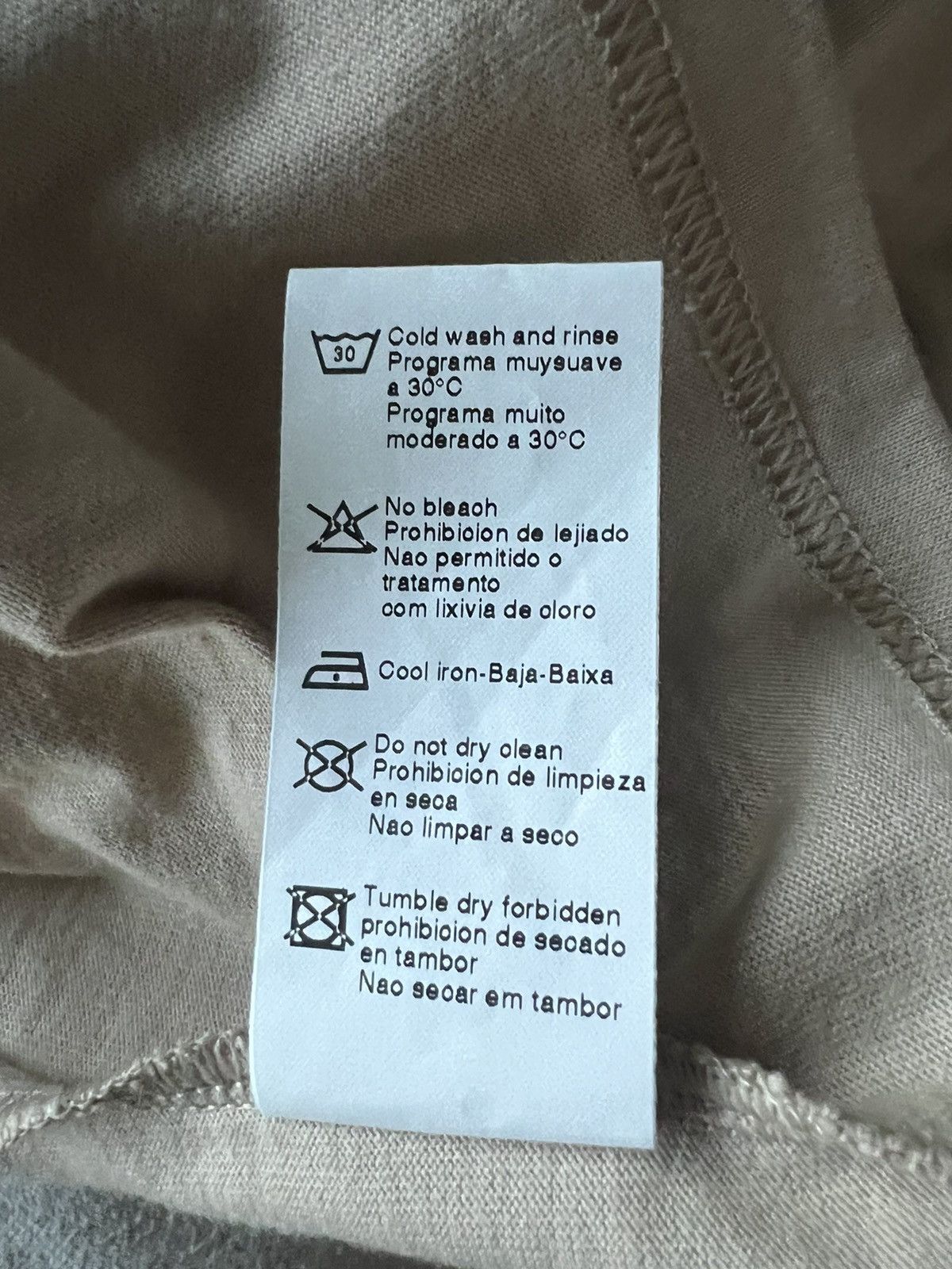 Burberry Burberry Hidden Trin T-Beige Long Sleeve Size US XS / EU 42 / 0 - 6 Thumbnail