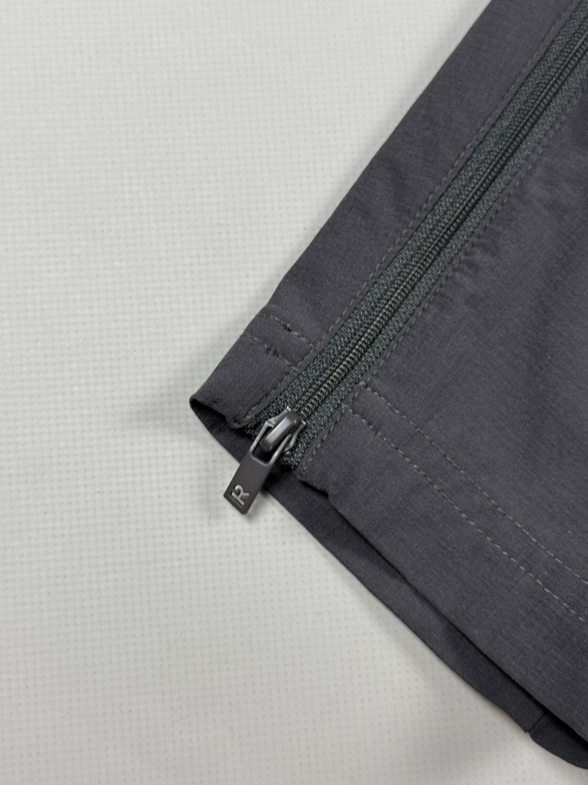 Represent Clo. 247 Represent Men’s Nylon Cargo Pants Joggers Size Xs Size US 28 / EU 44 - 11 Thumbnail