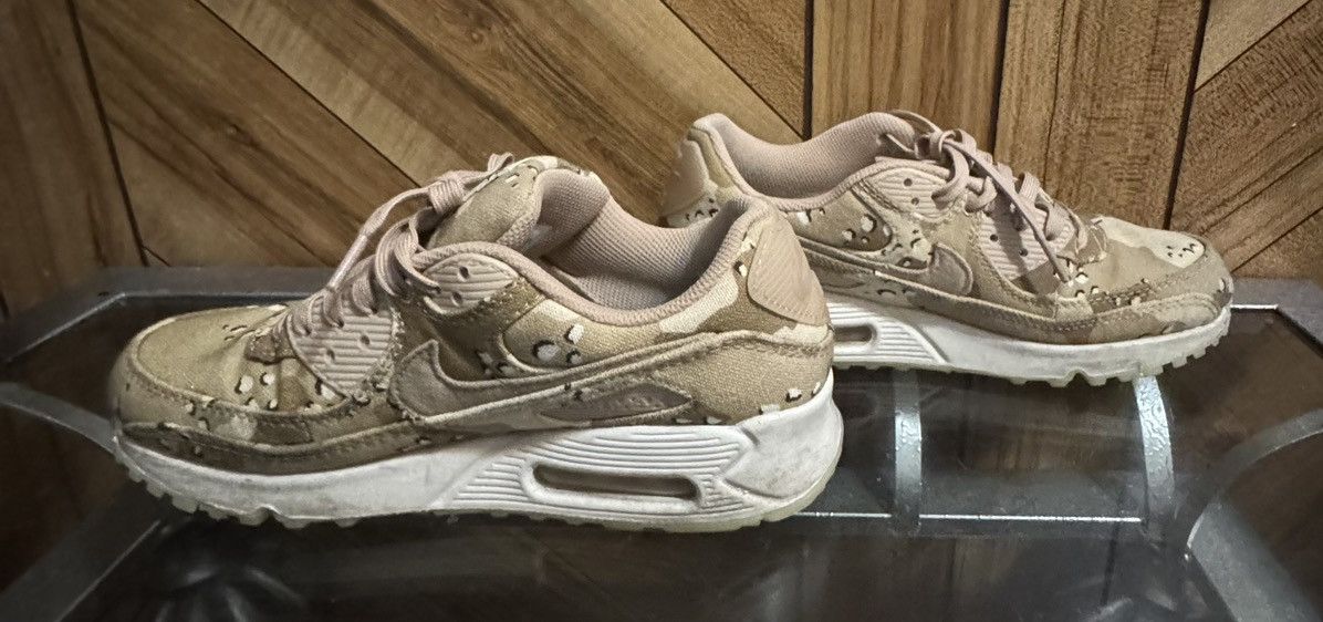 Nike Women's Nike Air Max 90 DX2313 200 Size 8.5 Size US 8.5 / IT 38.5 - 3 Thumbnail