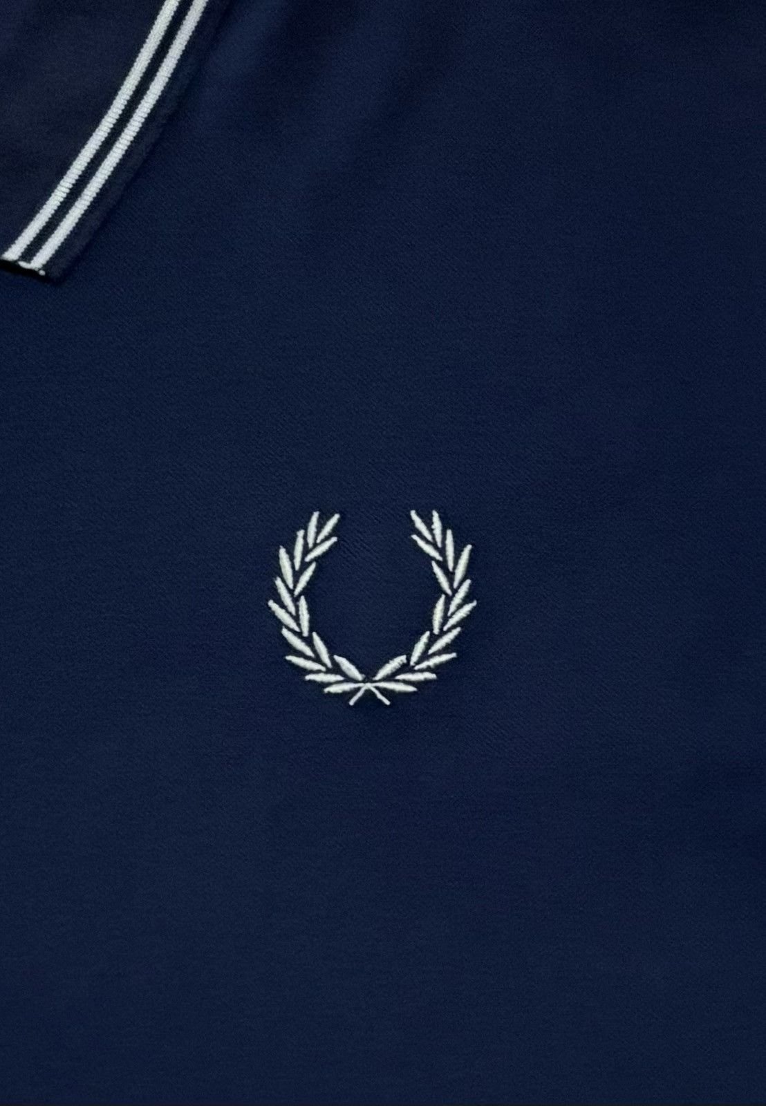 Designer FRED PERRY Big Logo Over Size Polo Tee Size US XXL / EU 58 / 5 - 3 Thumbnail