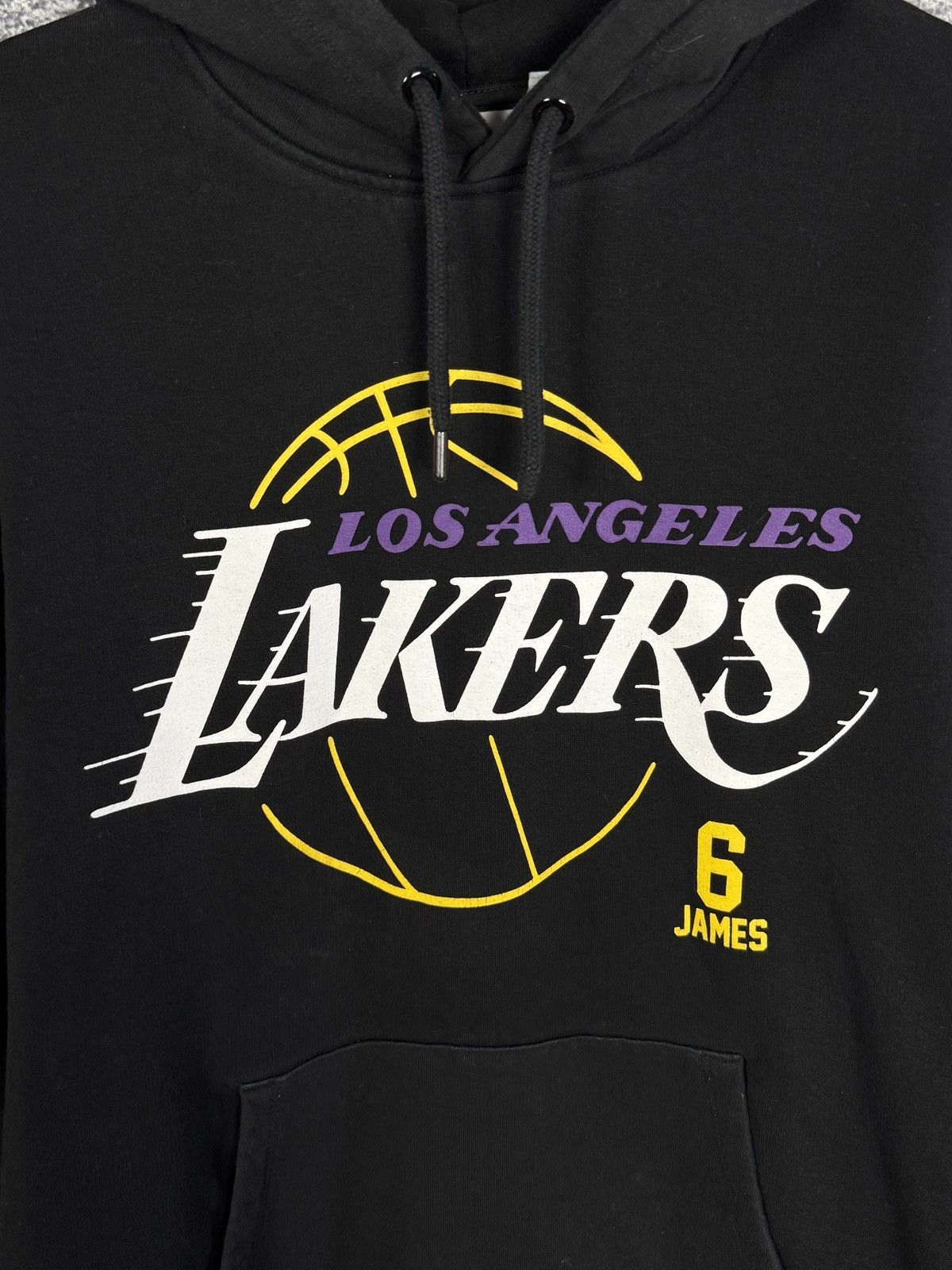 NBA Men’s NBA Lakers Los Angeles 6 James Hoodie Basketball XL Size US XL / EU 56 / 4 - 7 Thumbnail