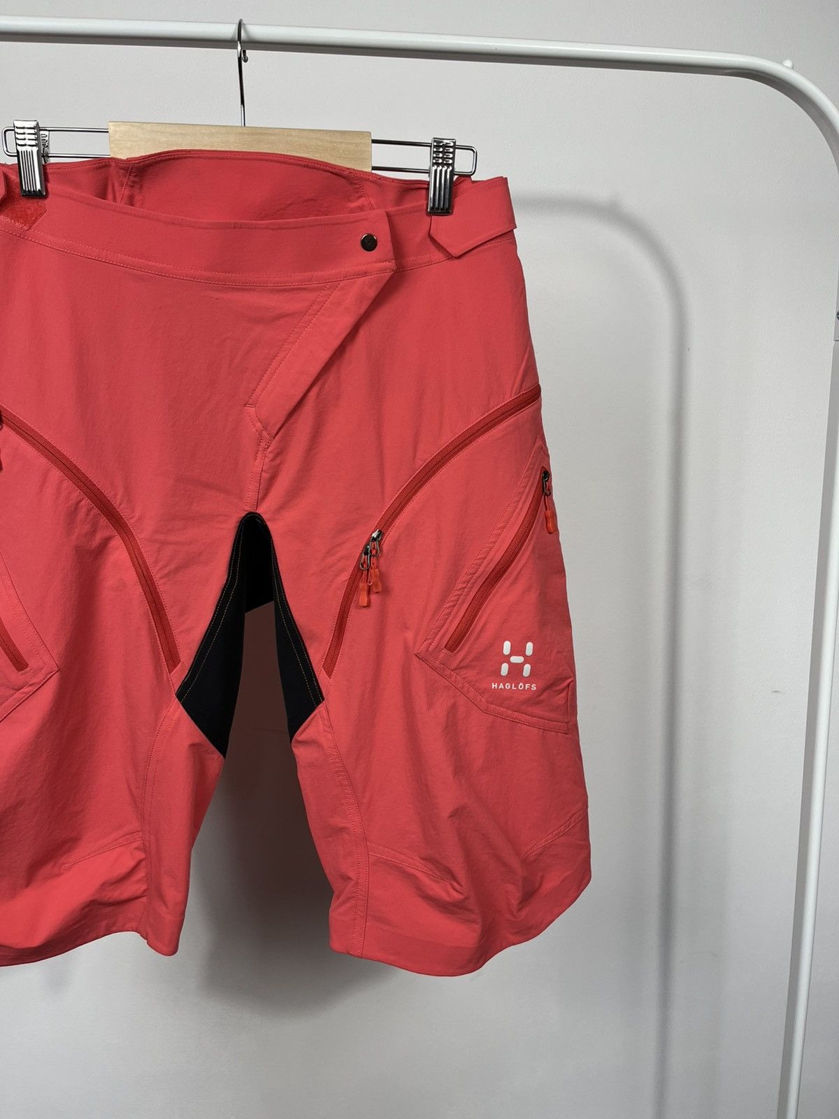 Haglofs Haglofs Ardent Outdoor Hiking Shorts Women’s M Size 30" / US 8 / IT 44 - 2 Thumbnail