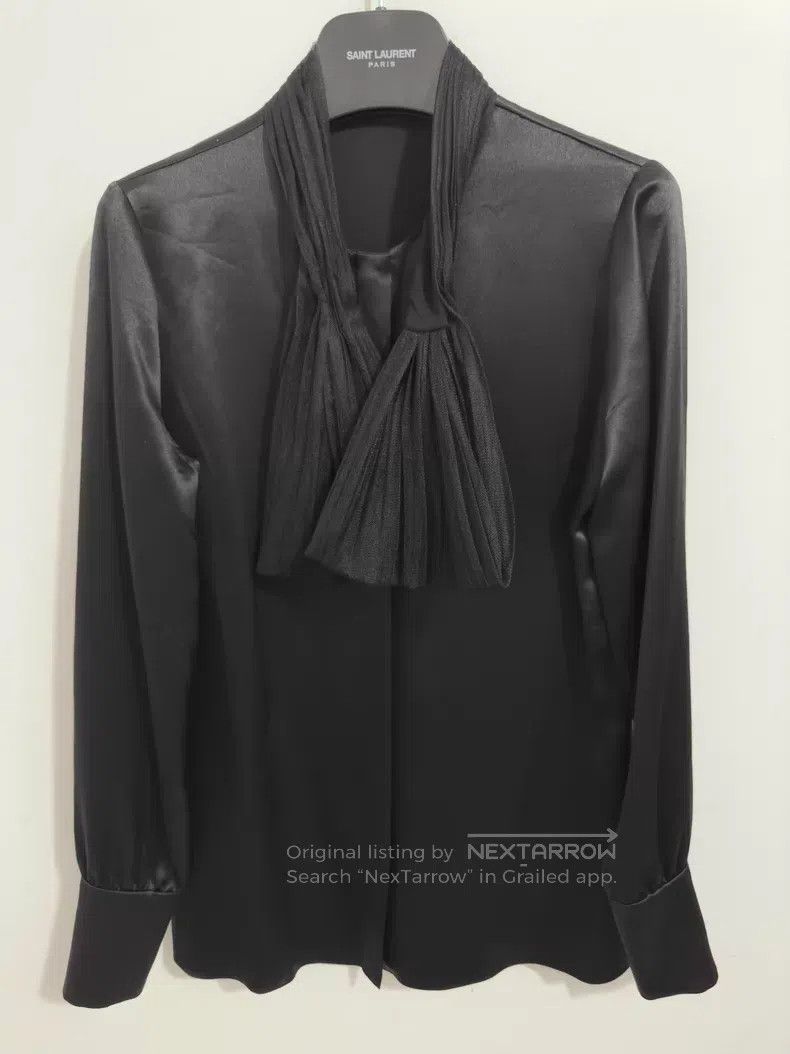 Saint Laurent Paris Saint Laurent Paris Satin Mulberry Silk Bow Tie Collar Shi Size XS / US 0-2 / IT 36-38 - 1 Thumbnail