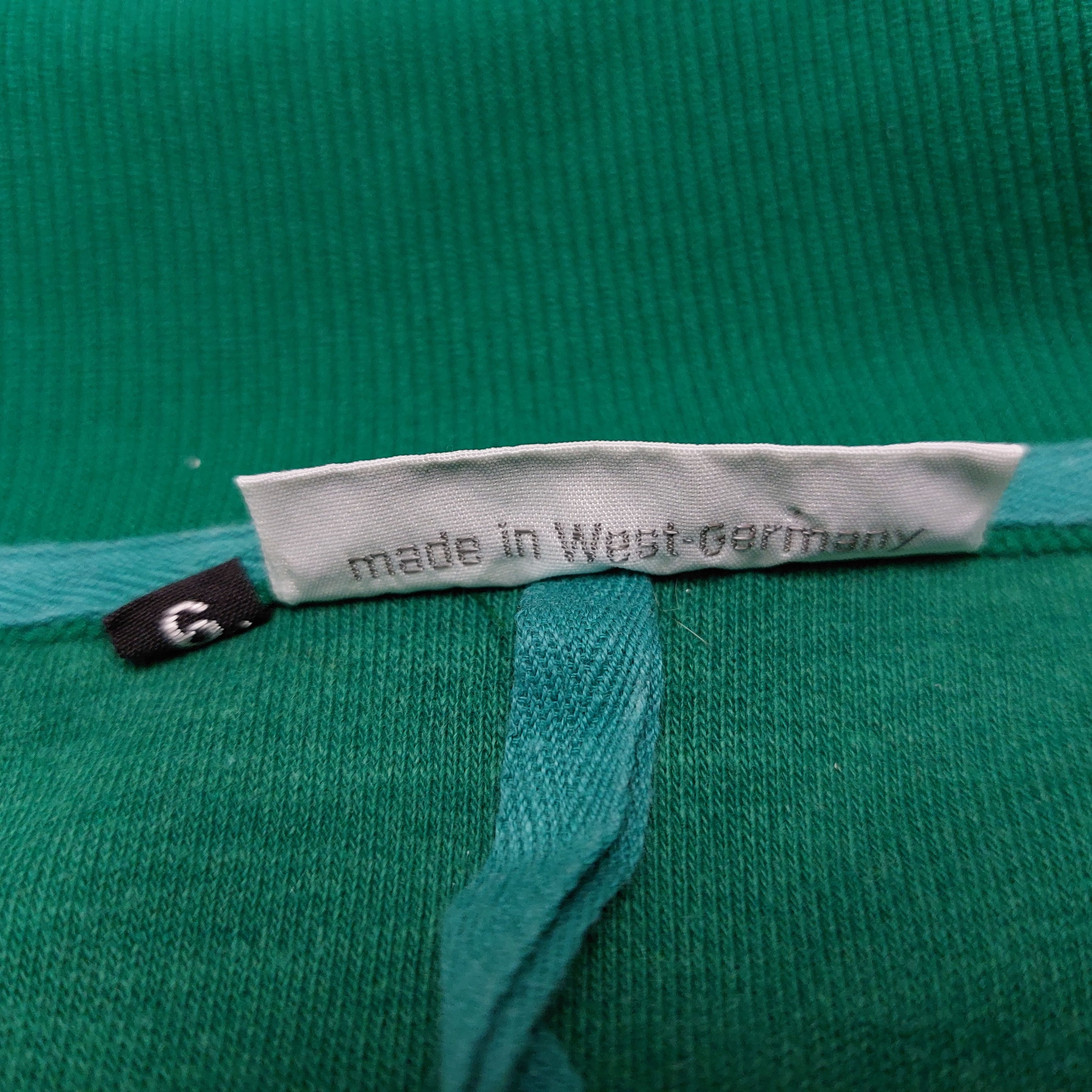 Vintage 1970s Vintage Grasshoppers Track Jacket Made in West Germany Size US L / EU 52-54 / 3 - 7 Thumbnail