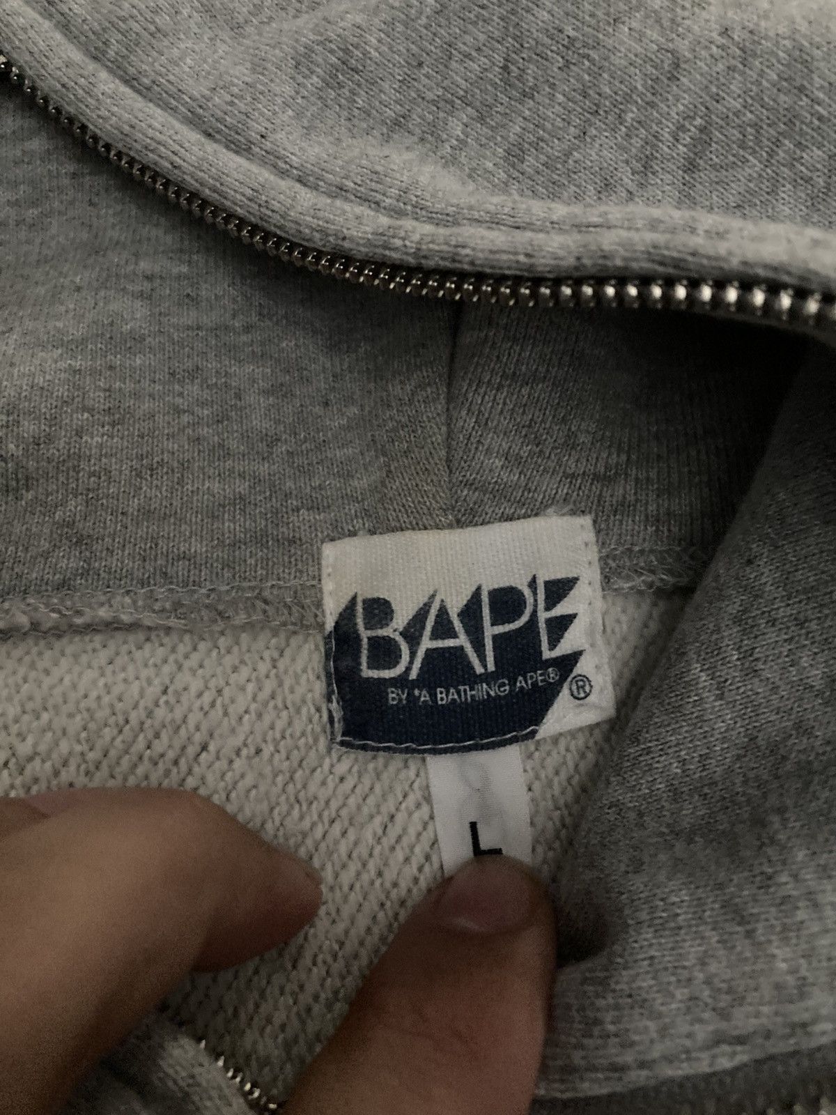 Bape 2008 Bape Full Zip Logo Circle Busy Works University Camo OG Size US L / EU 52-54 / 3 - 9 Thumbnail
