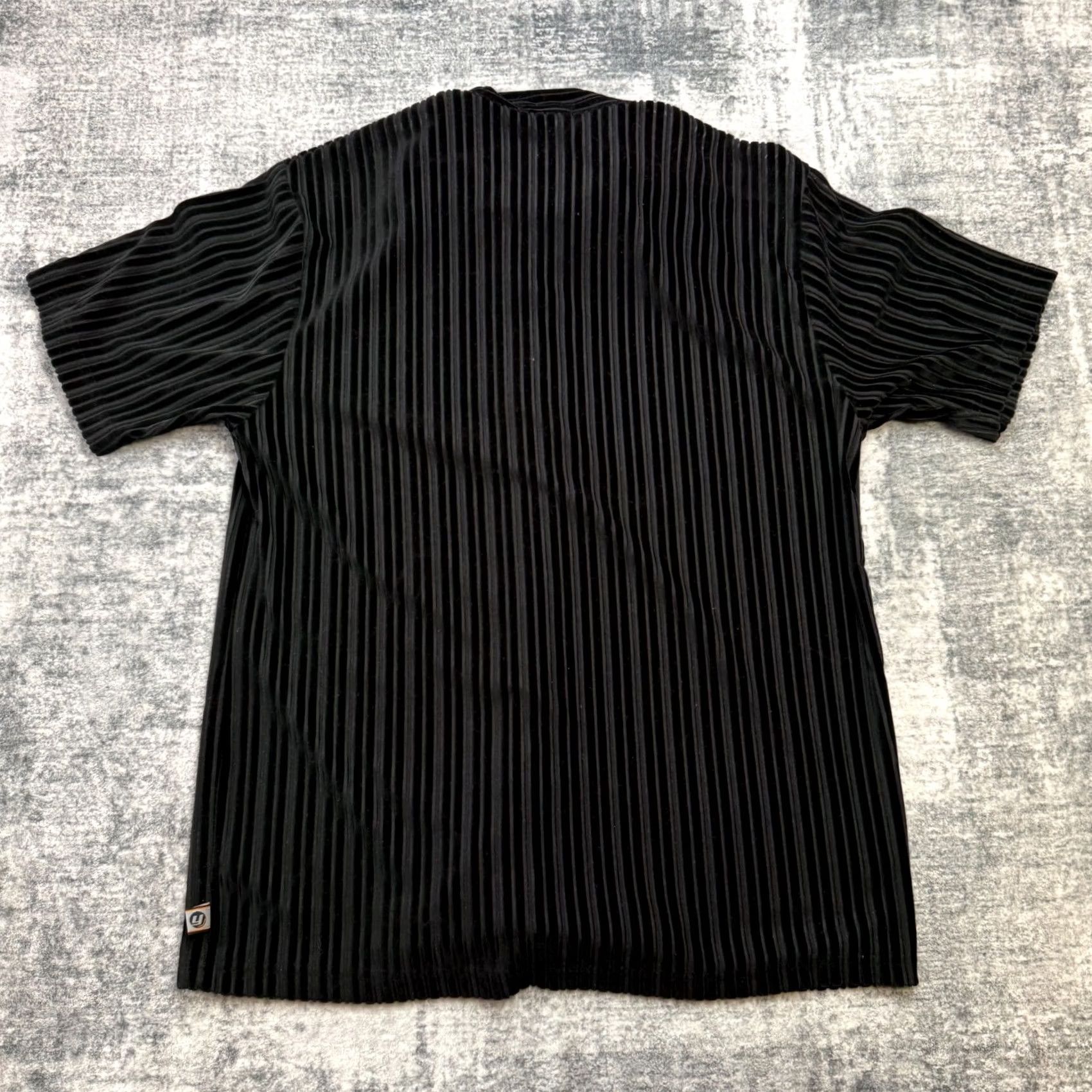 Velvet VTG YMLA Shirt Mens Large Black Velvet Burnout Button Up Disco Party Rave 90s Size US L / EU 52-54 / 3 - 6 Thumbnail
