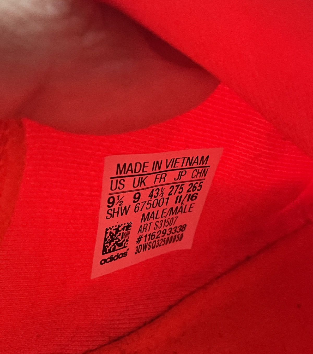 Adidas Adidas NMD R1 Size US 9.5 / EU 42-43 - 6 Thumbnail