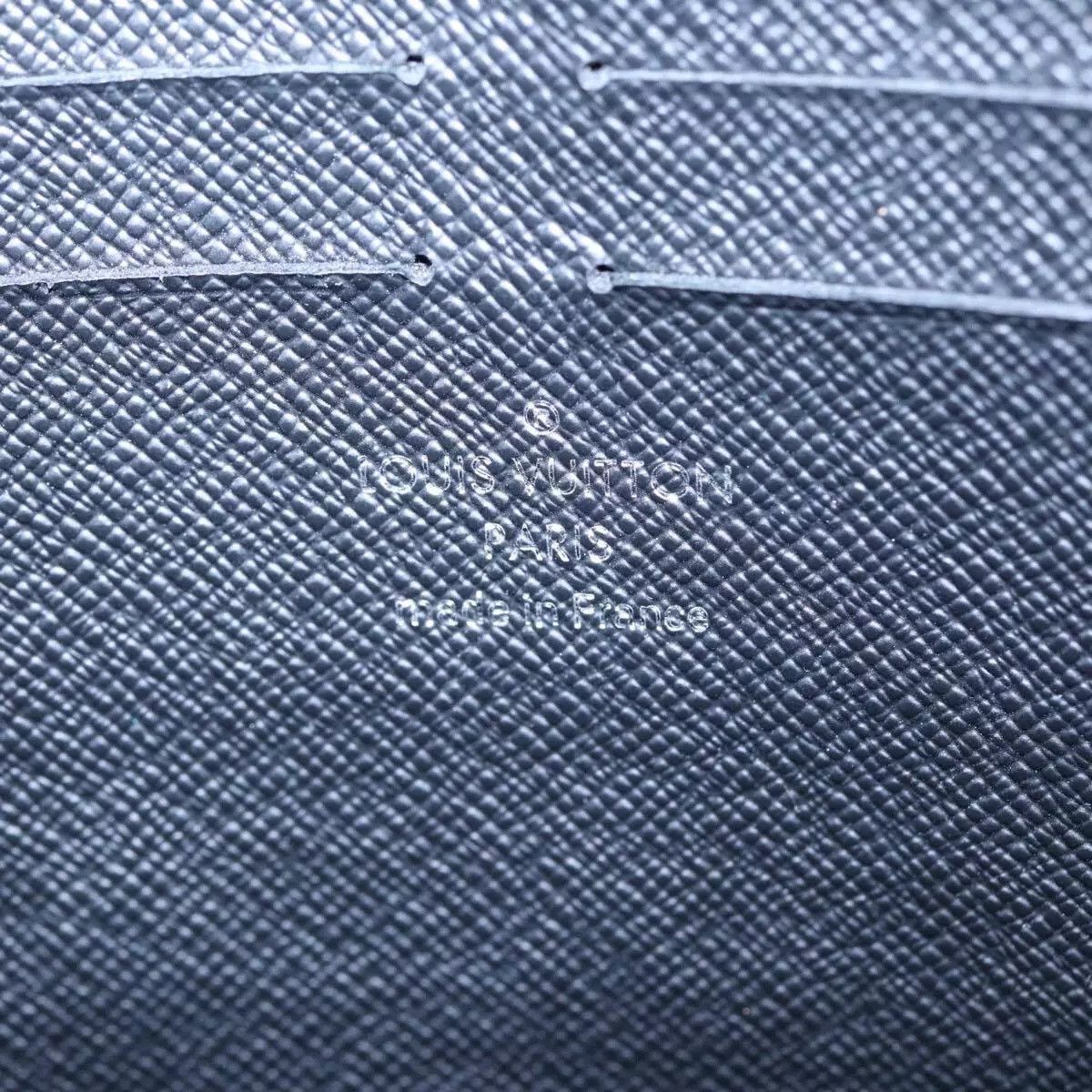 Louis Vuitton LOUIS VUITTON Monogram Eclipse Pochette Voyage MM Clutch Bag Size ONE SIZE - 9 Thumbnail
