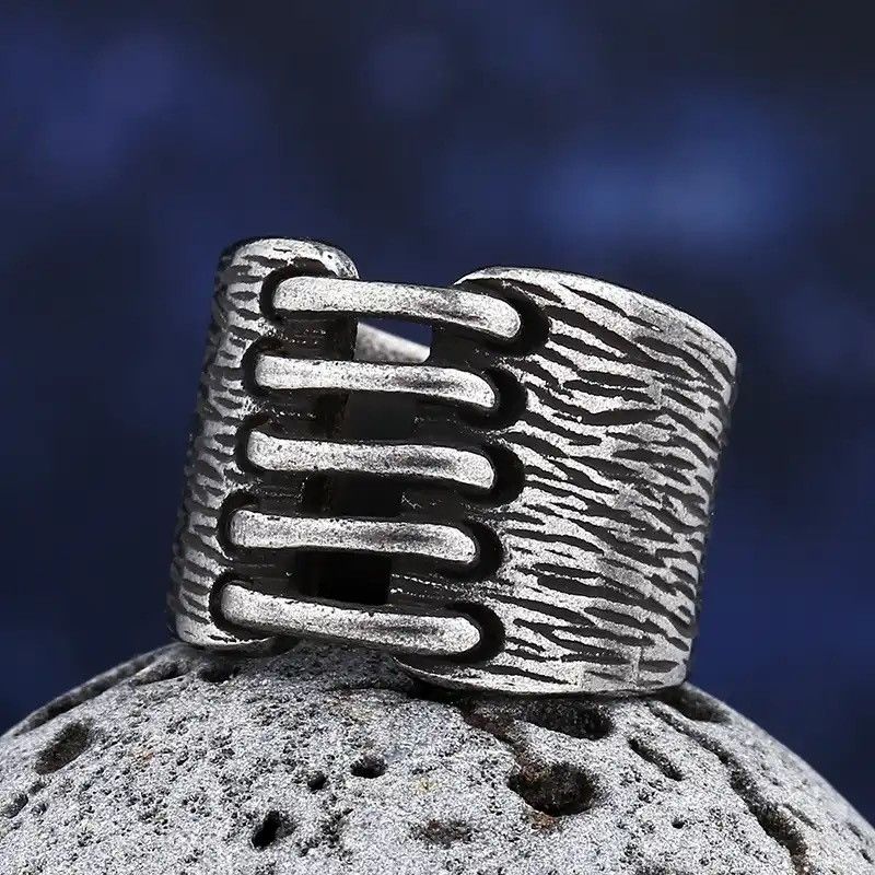 Jewelry × Vintage Vintage Hammer Retro Punk Classic Ring Size ONE SIZE - 1 Thumbnail
