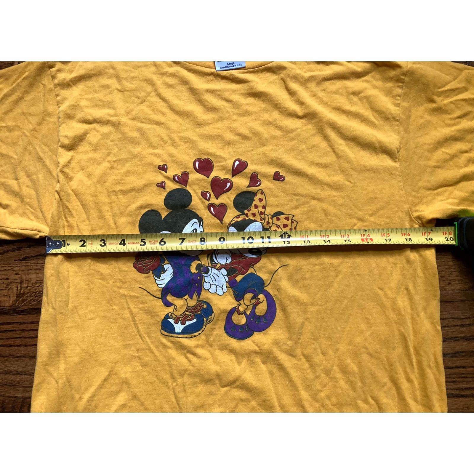 Tultex VINTAGE Mickey Mouse & Minnie Mouse T Shirt Tultex Yellow Large Regular Crew Neck Short Sleeve Men 90s Disney Love Hearts Size US L / EU 52-54 / 3 - 4 Thumbnail