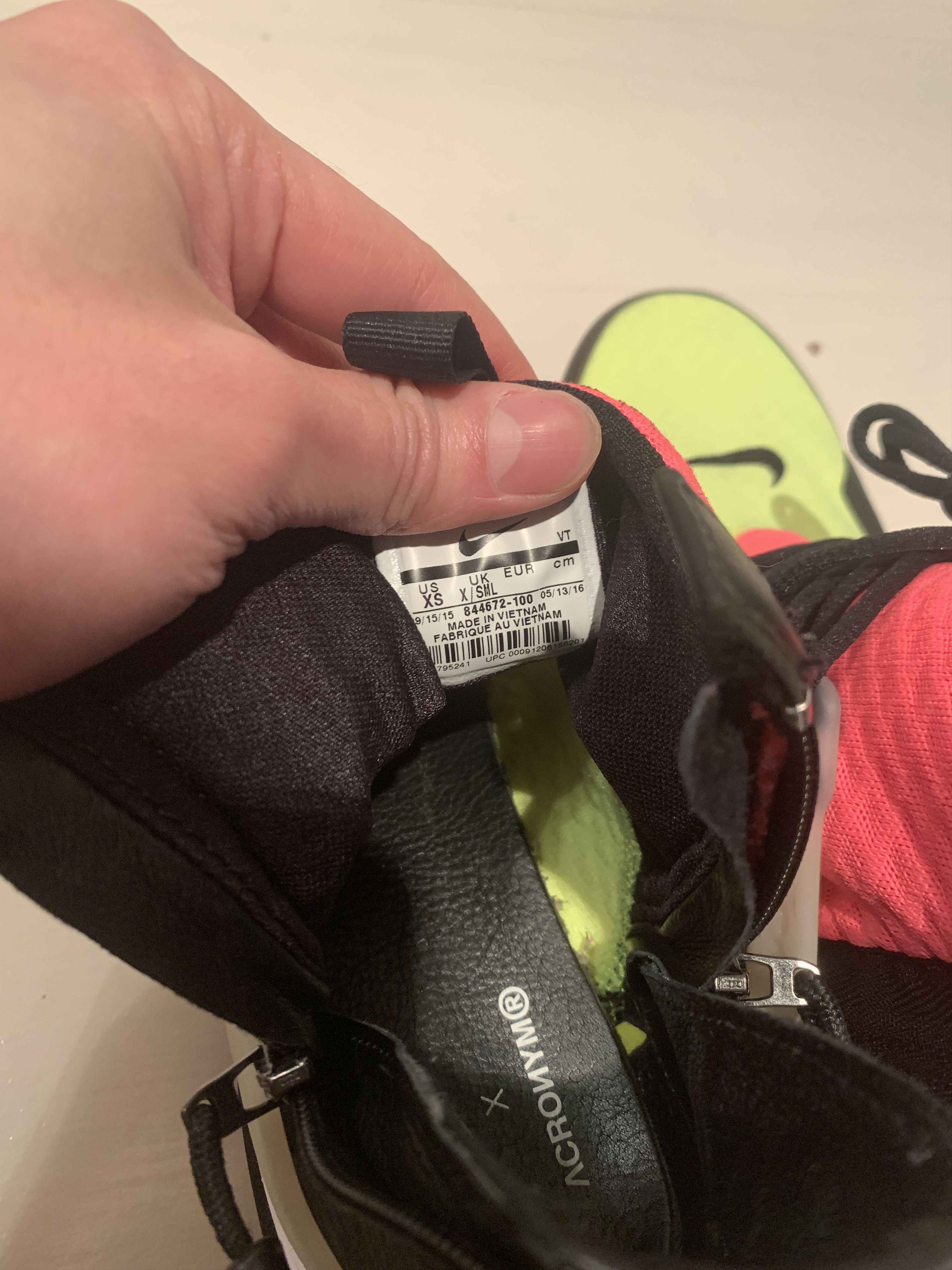Acronym × Nike Acronym Nike Air Presto Mid Volt XS Size US 8.5 / EU 41-42 - 9 Thumbnail