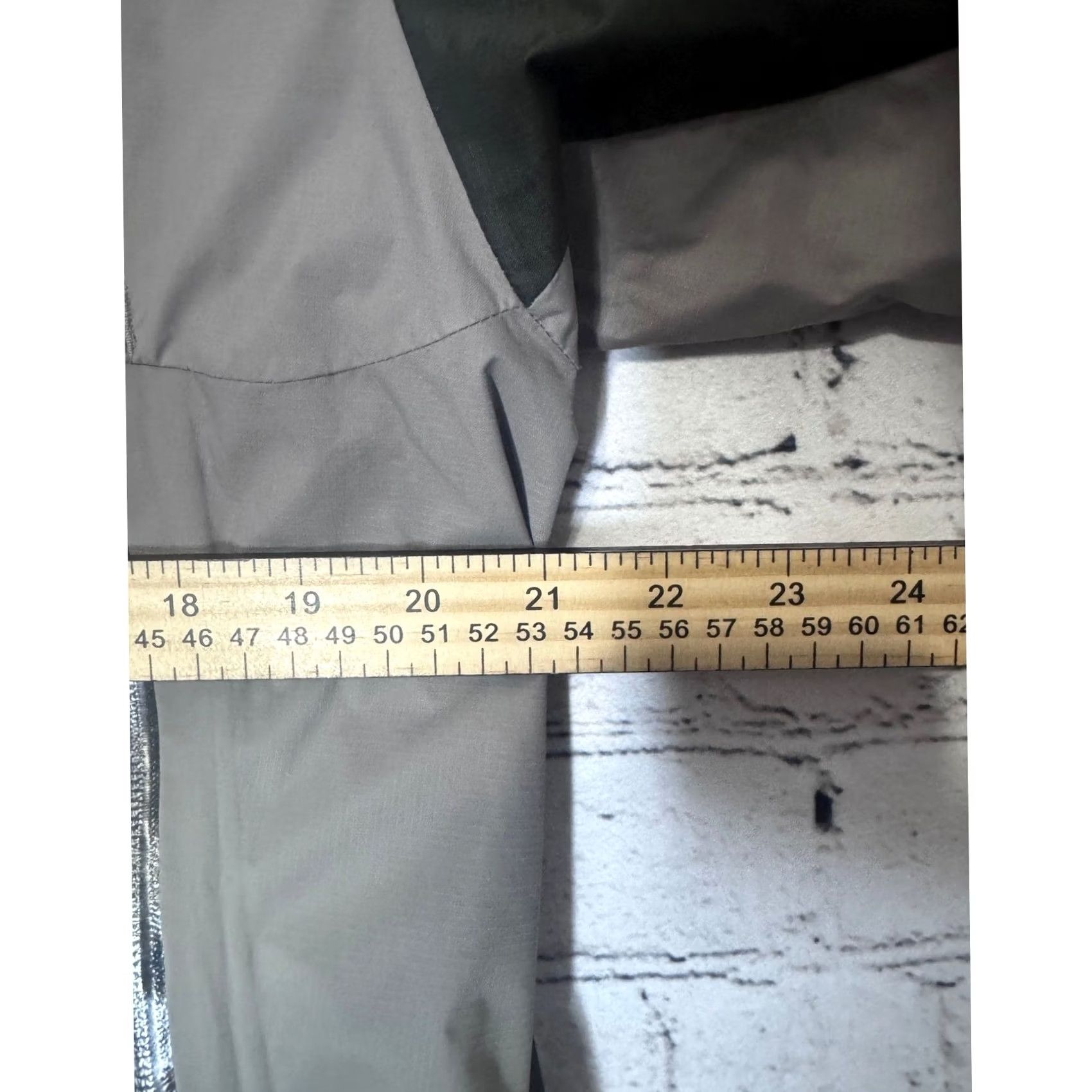 Vintage Columbia Titanium Men's L Interchange Jacket Light Gray Dark Gray Zip Up Size US L / EU 52-54 / 3 - 7 Thumbnail