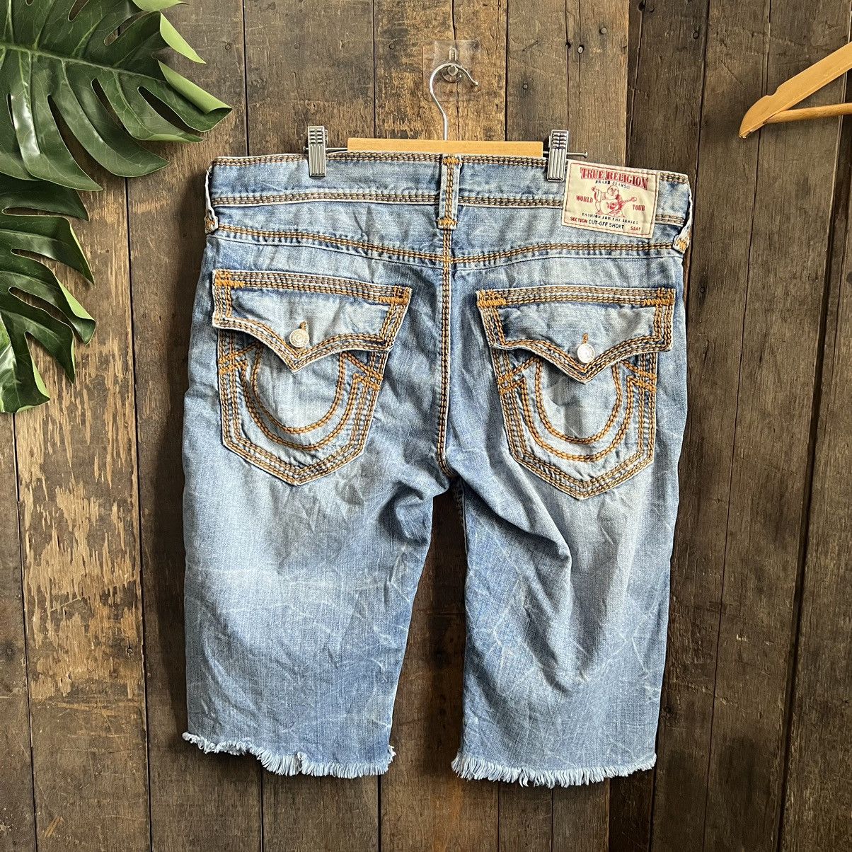 True Religion True Religion Cut-Off Short Denim Jeans Size US 36 / EU 52 - 1 Thumbnail