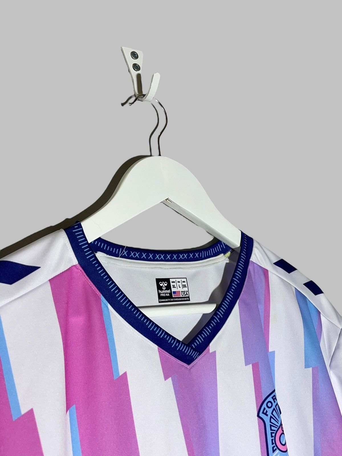 Hummel Forward Madison FC Hummel 2024 Away Football Shirt Soccer Size US XL / EU 56 / 4 - 3 Thumbnail