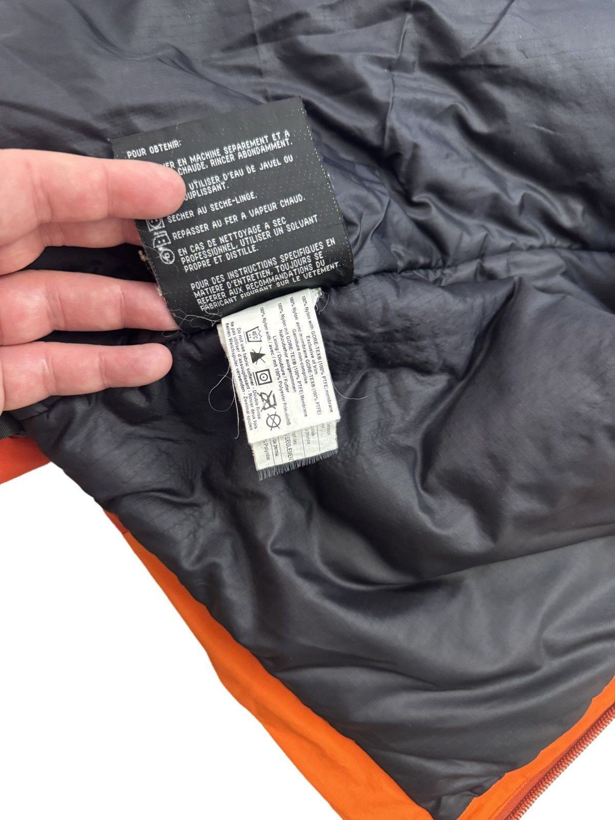 Arc'teryx 🔥Vintage Arcteryx Fission SV Jacket/Arcteryx Gore Tex Jacket Size US M / EU 48-50 / 2 - 19 Thumbnail