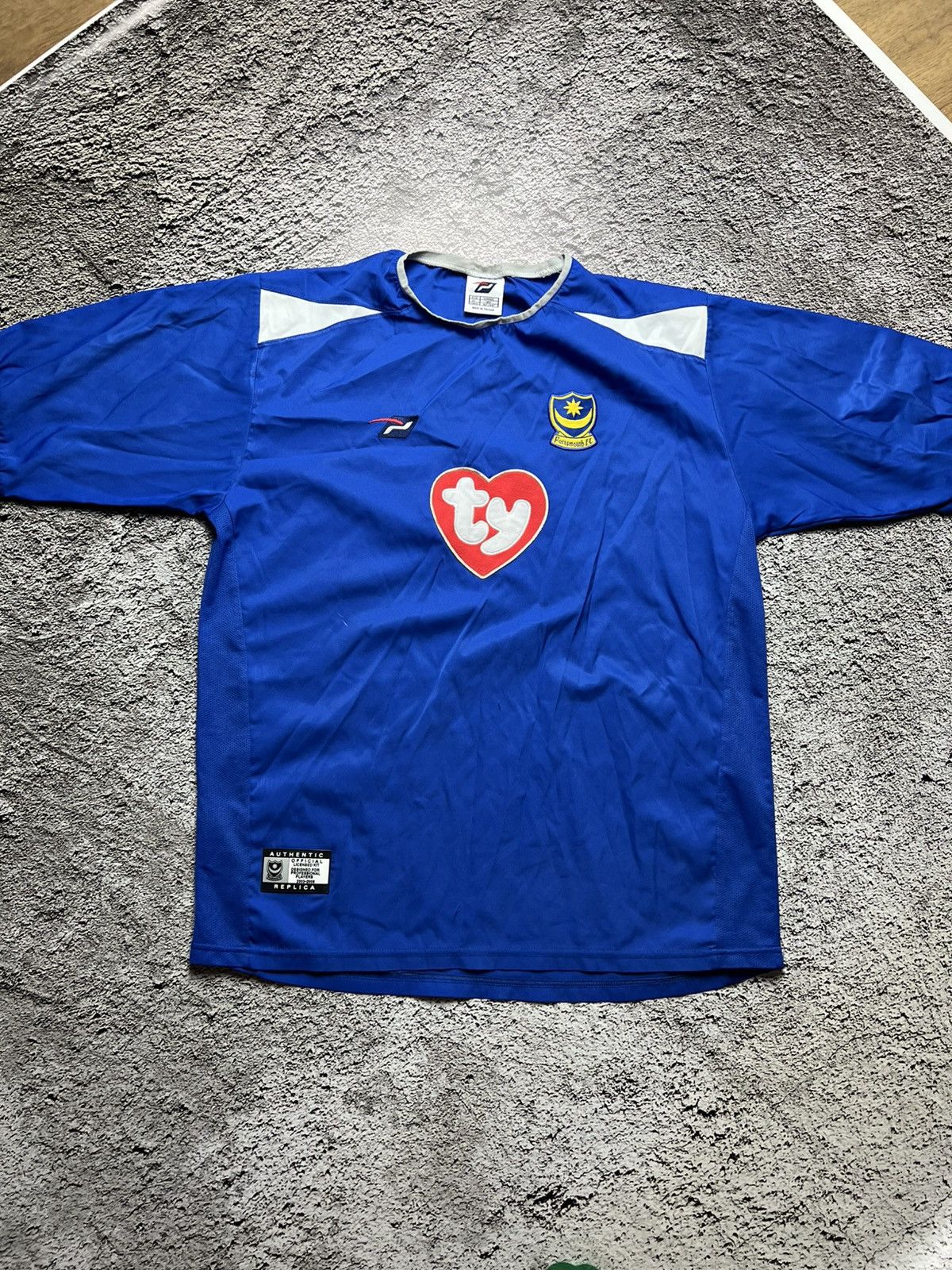 Other 2003-2005 Portsmouth jersey Size US L / EU 52-54 / 3 - 1 Thumbnail