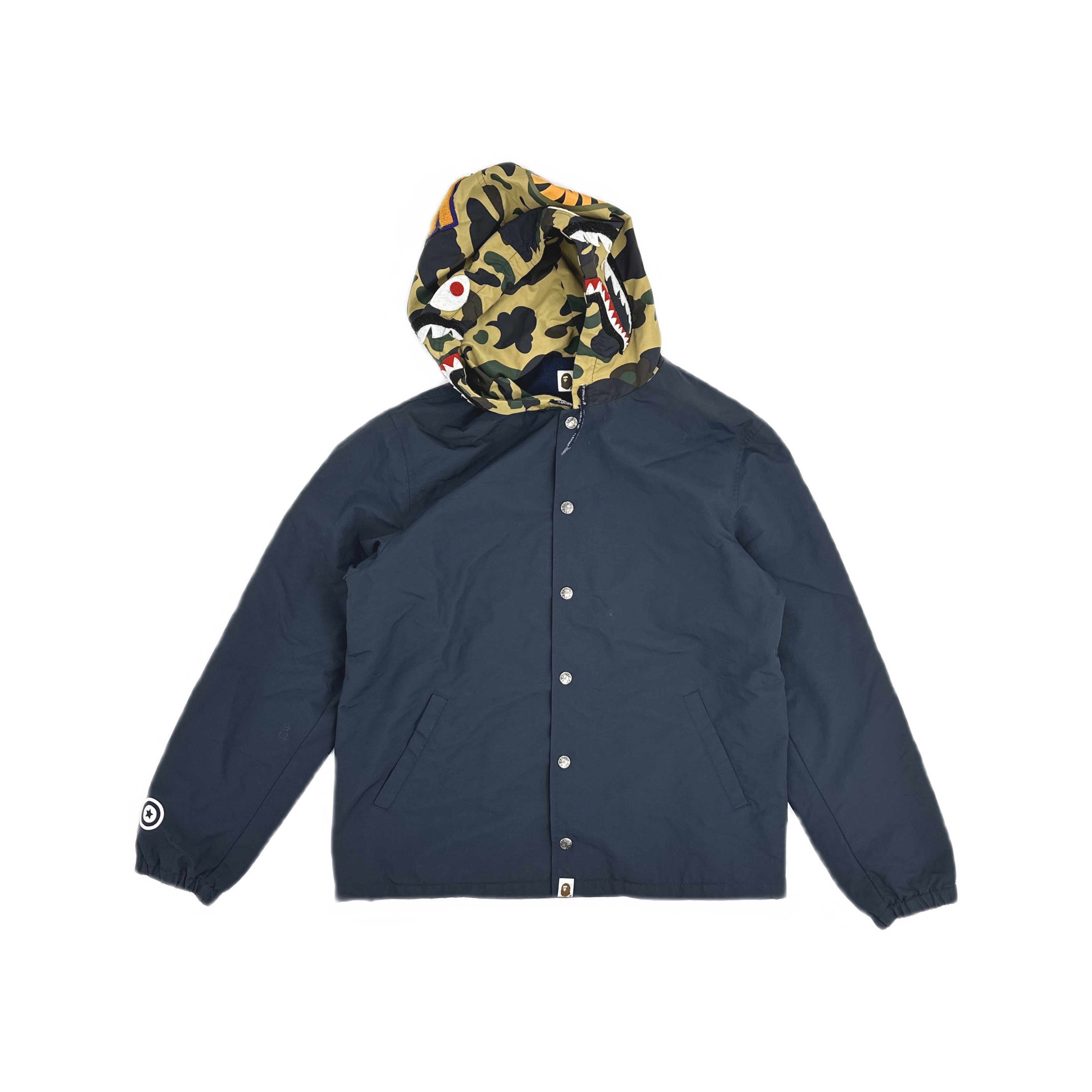 Bape A BATHING APE Camo Shark Hooded Coach Jacket Size L Size US L / EU 52-54 / 3 - 1 Thumbnail