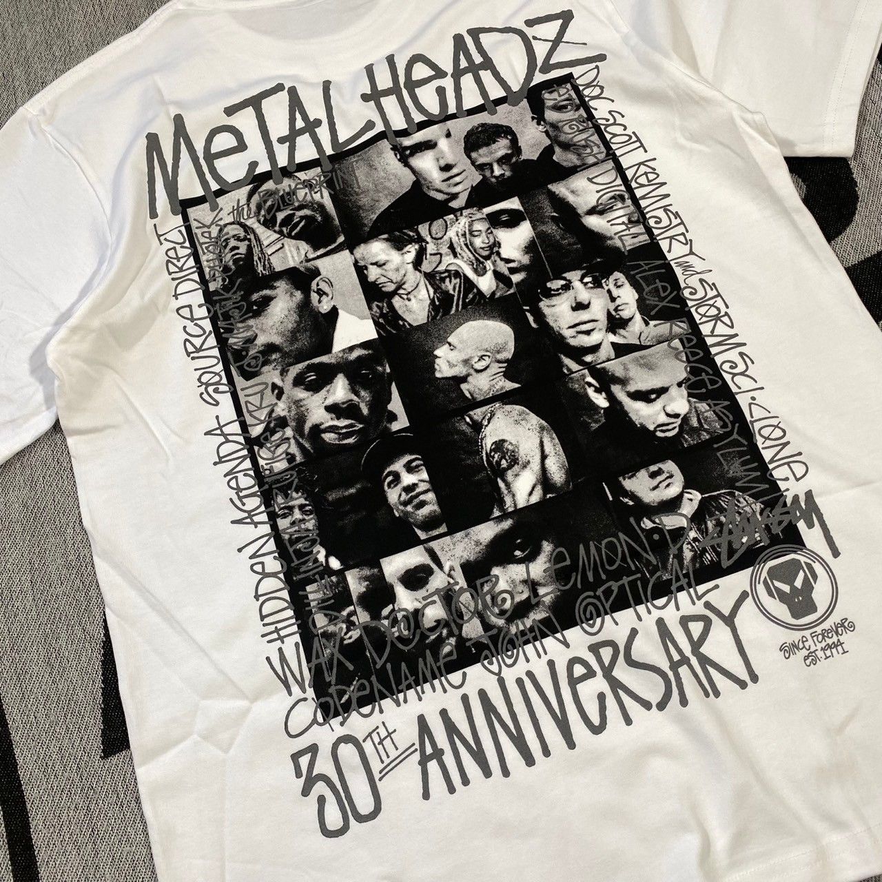 Stussy STUSSY x METALHEADZ TEE • LARGE Size US L / EU 52-54 / 3 - 2 Thumbnail