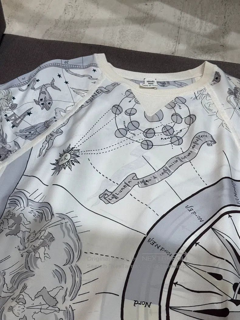 Hermes Hermes Constellation Horoscope Silk Printed Blouse Size XS / US 0-2 / IT 36-38 - 2 Thumbnail