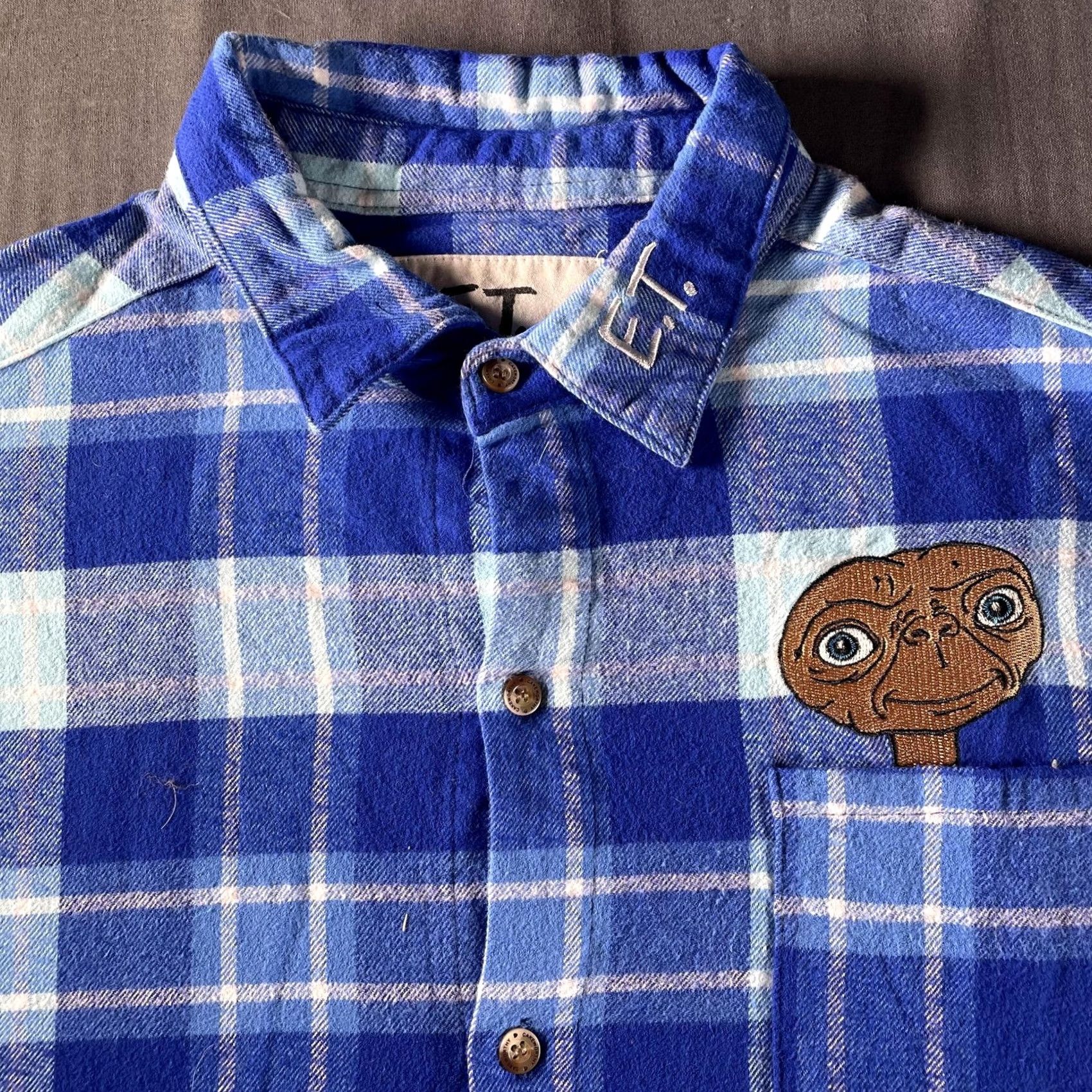 Vintage Cakeworthy E.T. Shirt Mens 2XL Blue Plaid Flannel Button Up Phone Home Graphic Embroidered Pocket Long Sleeve Vintage: No Size US XXL / EU 58 / 5 - 2 Thumbnail