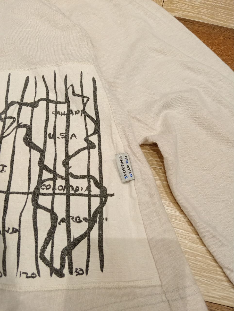 Hai Sporting Gear VINTAGE HAI SPORTING GEAR OVERSIZED L/S TSHIRT Size US M / EU 48-50 / 2 - 4 Thumbnail