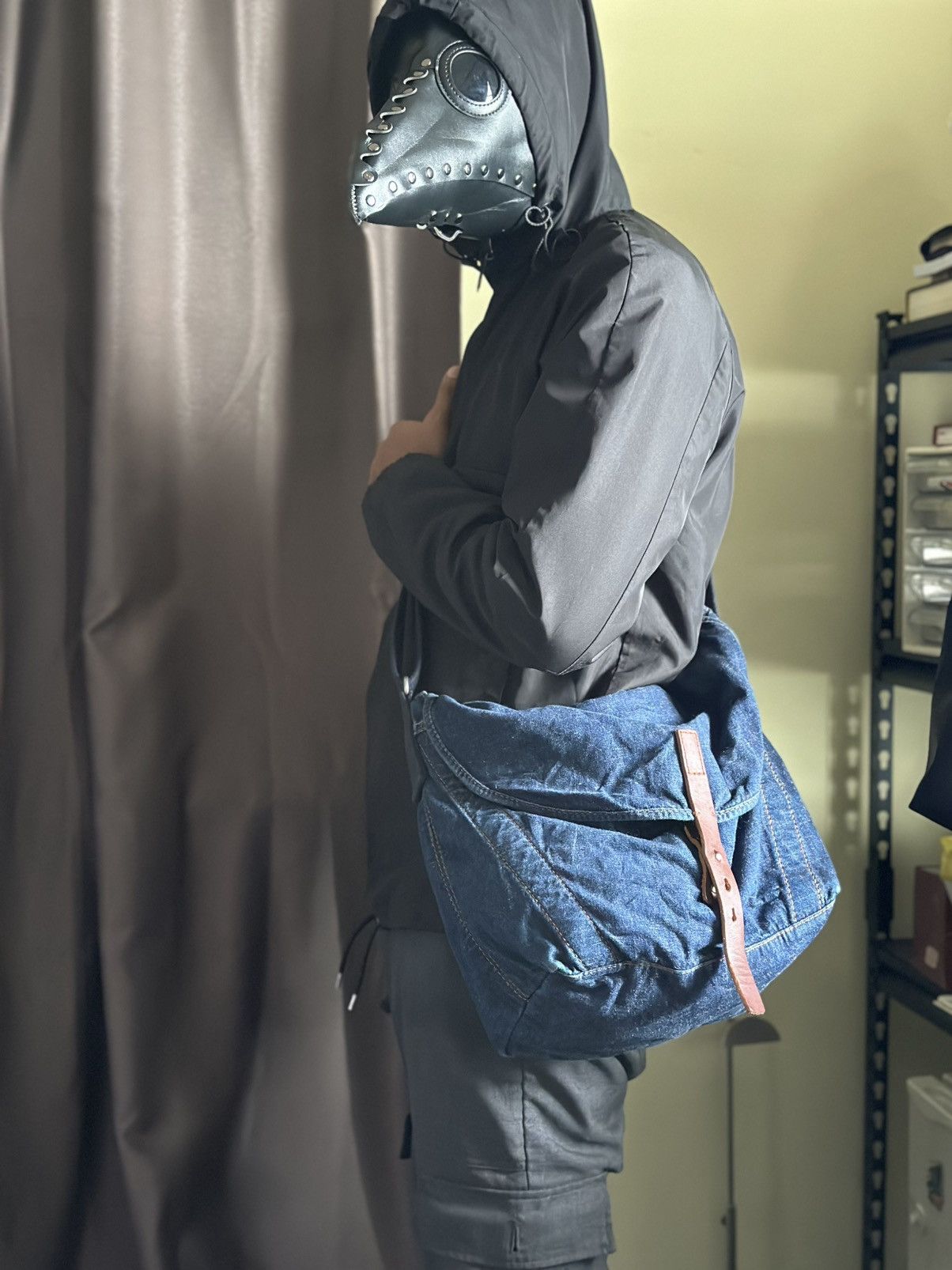 Gap Y2K Denim Messenger Bag in Blue, Men's