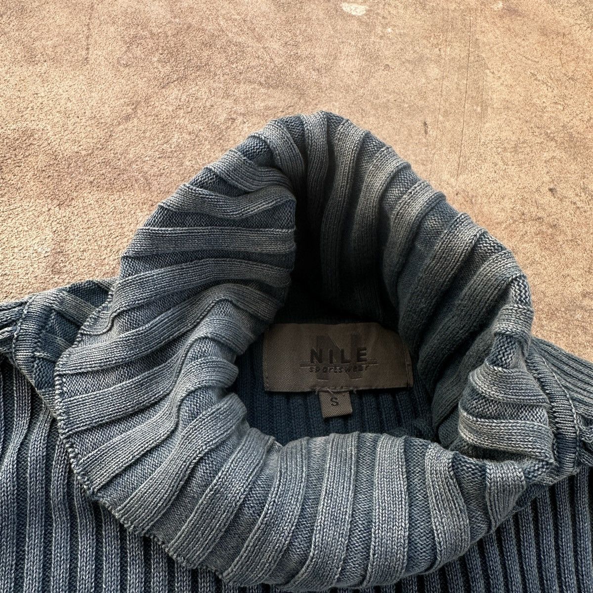 Vintage Vintage Nile Sportswear Faded Blue Sweater Size S / US 4 / IT 40 - 6 Thumbnail