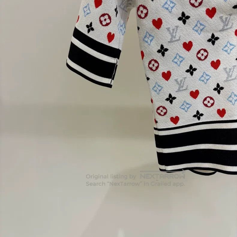 Louis Vuitton Louis Vuitton White full logo playing card mulberry silk n Size S / US 4 / IT 40 - 5 Thumbnail