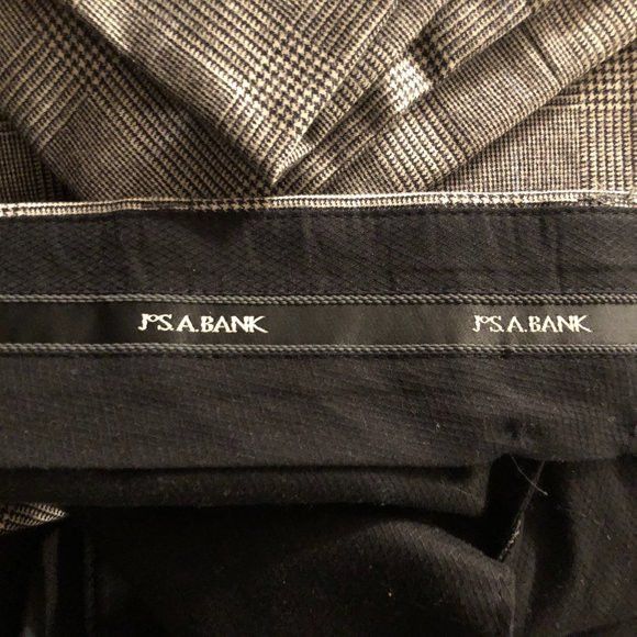 Jos. A. Bank JOS.A.BANK MEN'S GRAY 100%WOOL 2PC SUIT SIZE: 44L Size 44L - 8 Thumbnail