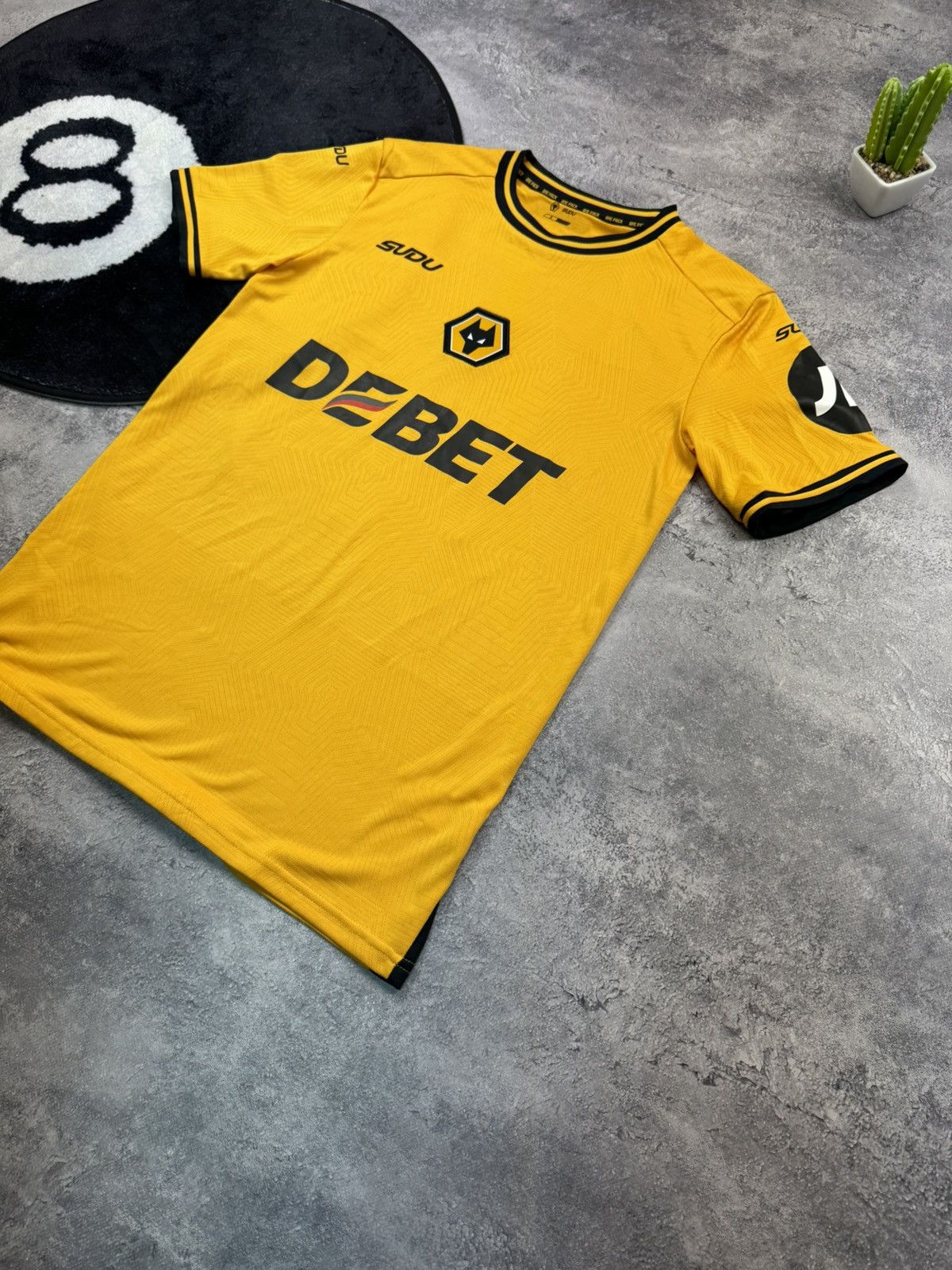 SUBU Wolverhampton Wanderers 2024/25 Home Shirt #10 CUNHA Size S Size US S / EU 44-46 / 1 - 7 Thumbnail