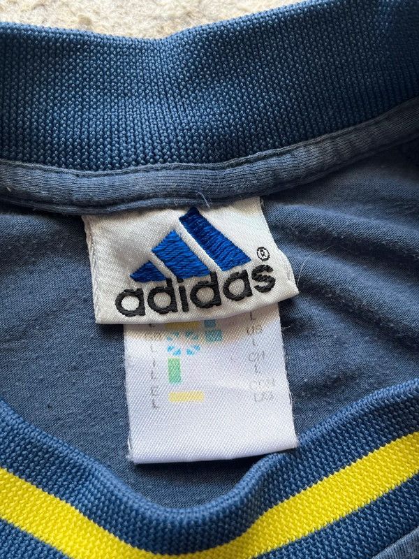Adidas OG Adidas Basketball Sz L Big Logo T-Shirt Vintage 90s Rare Size US L / EU 52-54 / 3 - 2 Thumbnail