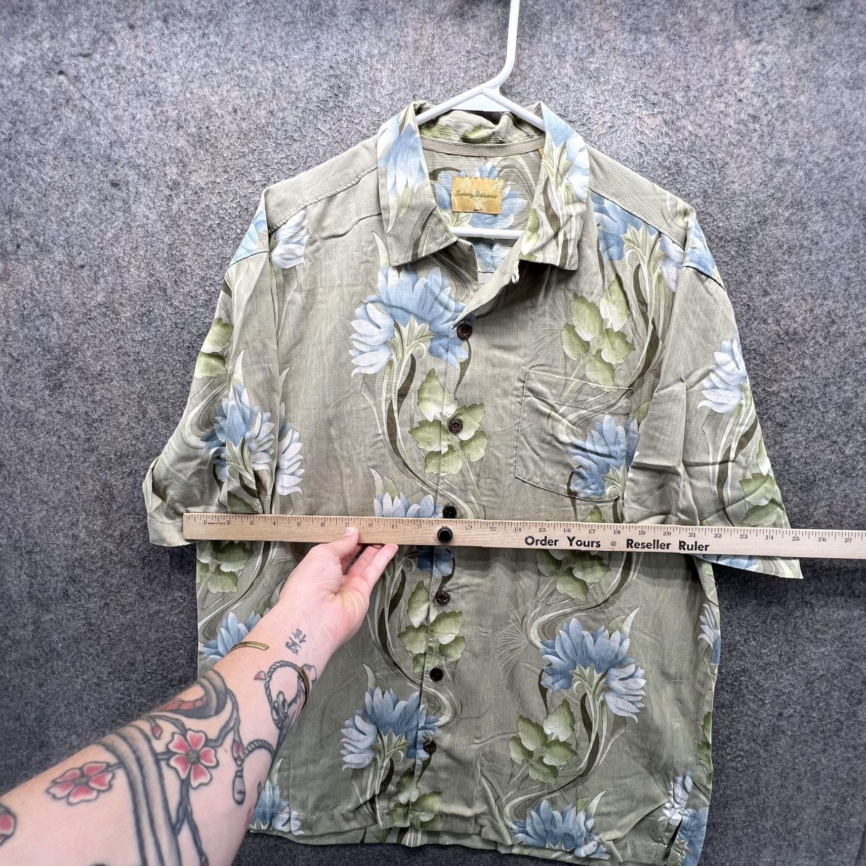 Tommy Bahama Tommy Bahama Shirt Mens M Floral Silk Hawaiian Short Sleeve Button Front Size US M / EU 48-50 / 2 - 3 Thumbnail