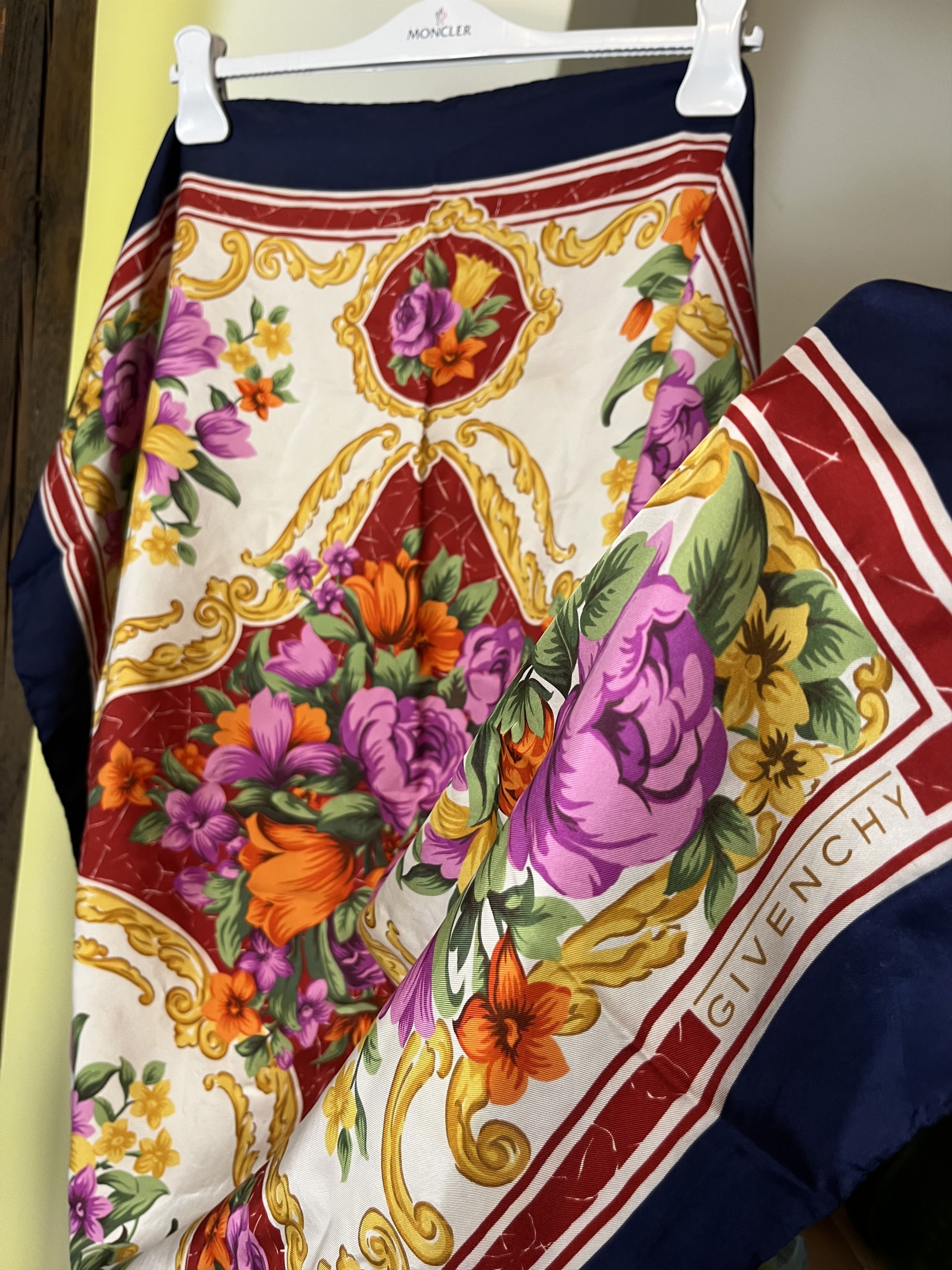 Givenchy × Vintage Vintage Givenchy Floral Silk Scarf Size ONE SIZE - 5 Thumbnail