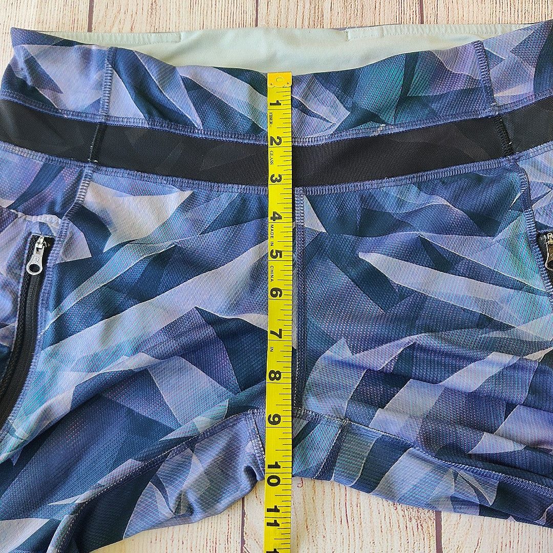 Lululemon Inspire Tight II (Mesh) Pretty Prism Multi / Black 8 Size 30" / US 8 / IT 44 - 7 Thumbnail