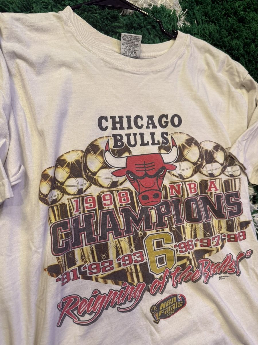 Vintage 1998 NBA Finals Bulls Tee Size US L / EU 52-54 / 3 - 2 Thumbnail