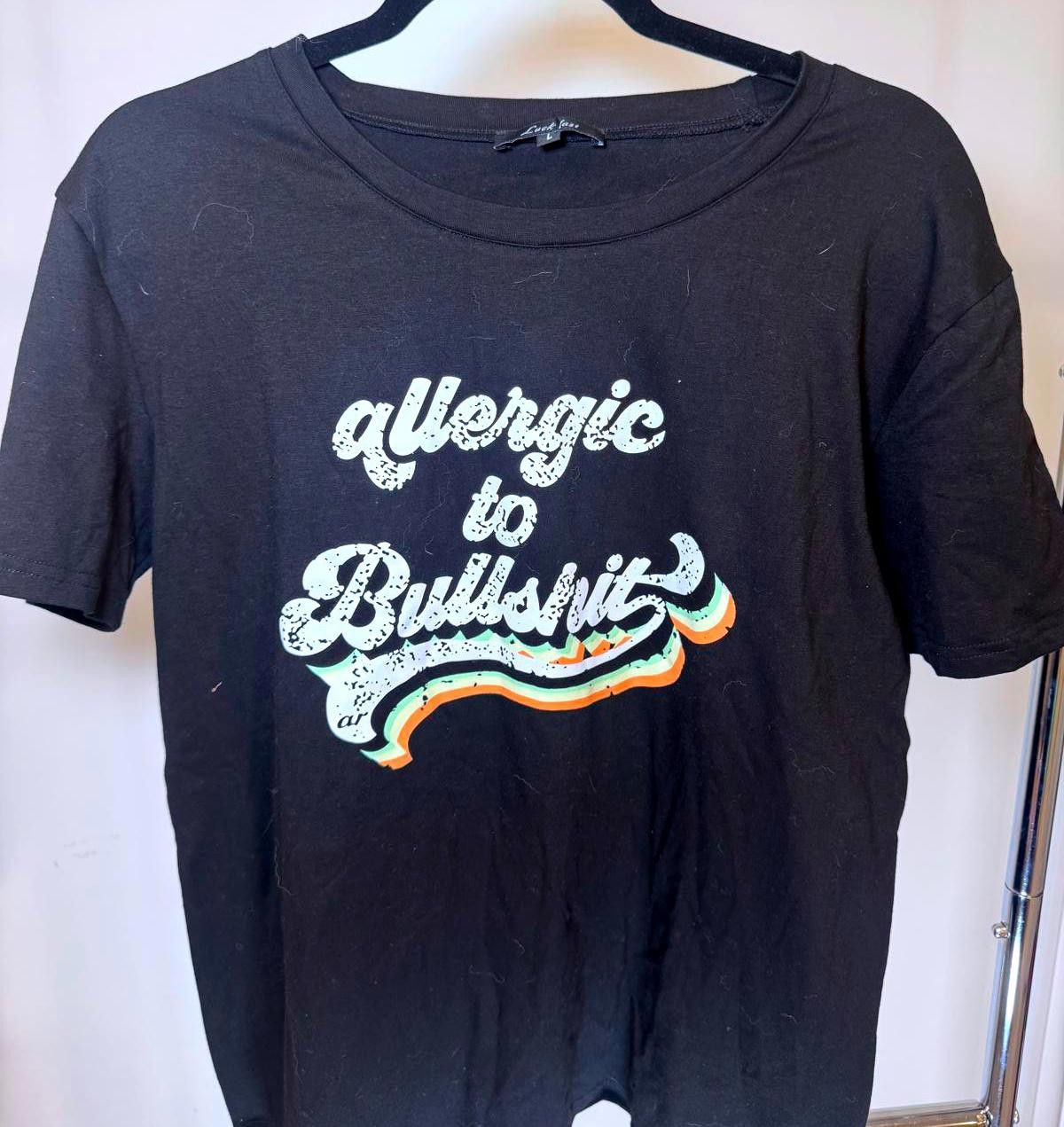 Designer Luck Last Allergic to Bullshit Graphic Tee - Size L Size L / US 10 / IT 46 - 1 Thumbnail