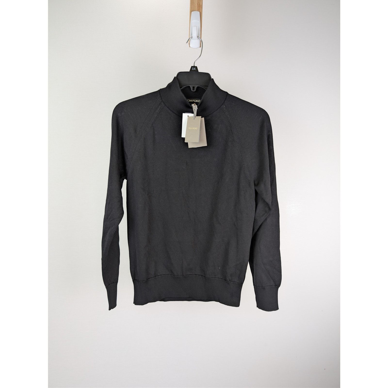 Tom Ford o1rshd1 CC20 Sweatshirt in Black Size US M / EU 48-50 / 2 - 1 Thumbnail