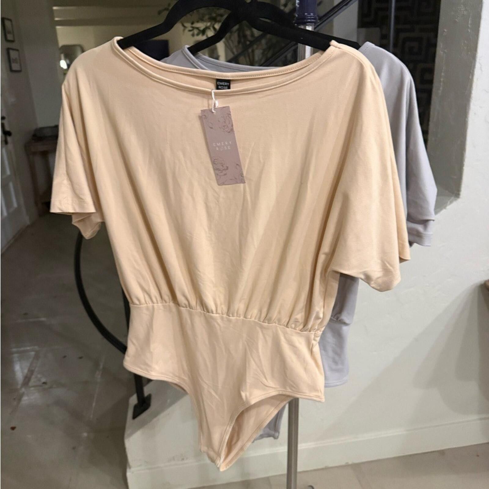 Other NWT SET Emery Rose Soft Stretch Bodysuit Vanilla & Gray M Size ONE SIZE - 1 Thumbnail