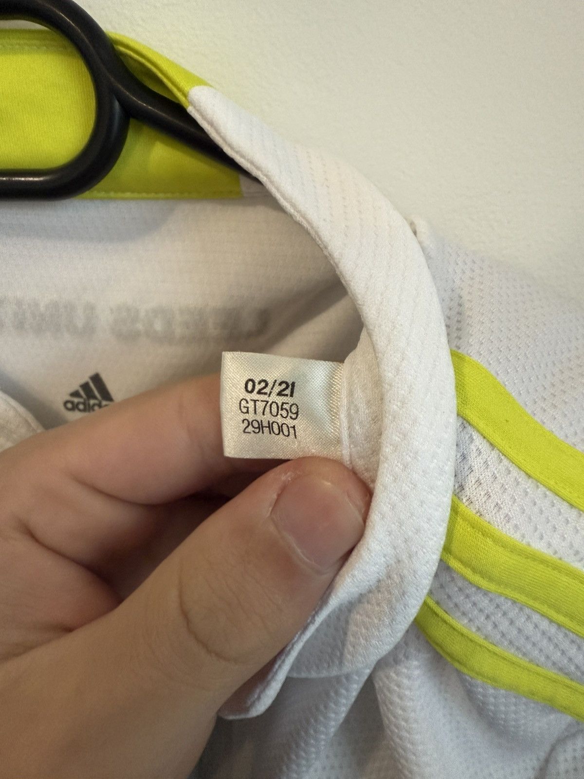 Adidas Leeds United Adidas Home Jersey White 2021/2022 Size US S / EU 44-46 / 1 - 4 Thumbnail