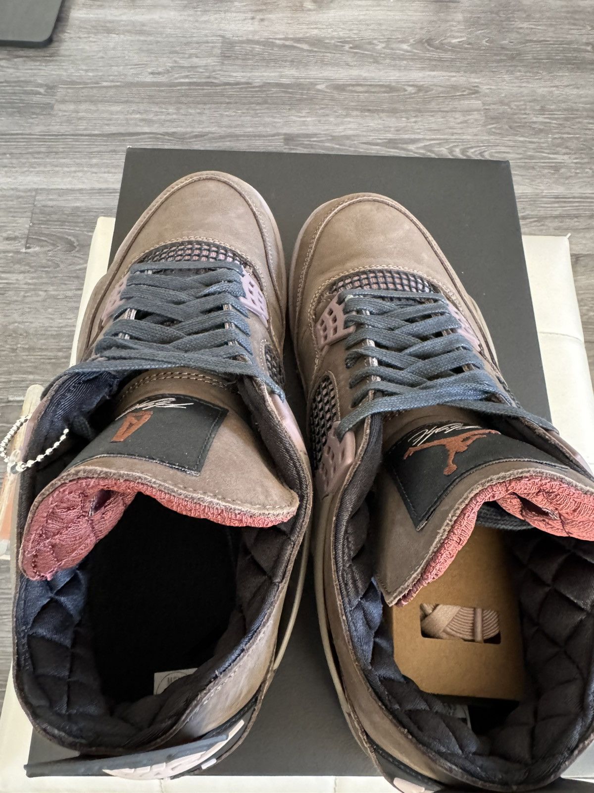 A Ma Maniere × Nike Jordan 4 Retro x A Ma Maniére “Dark Mocha” Size US 10 / EU 43 - 6 Thumbnail