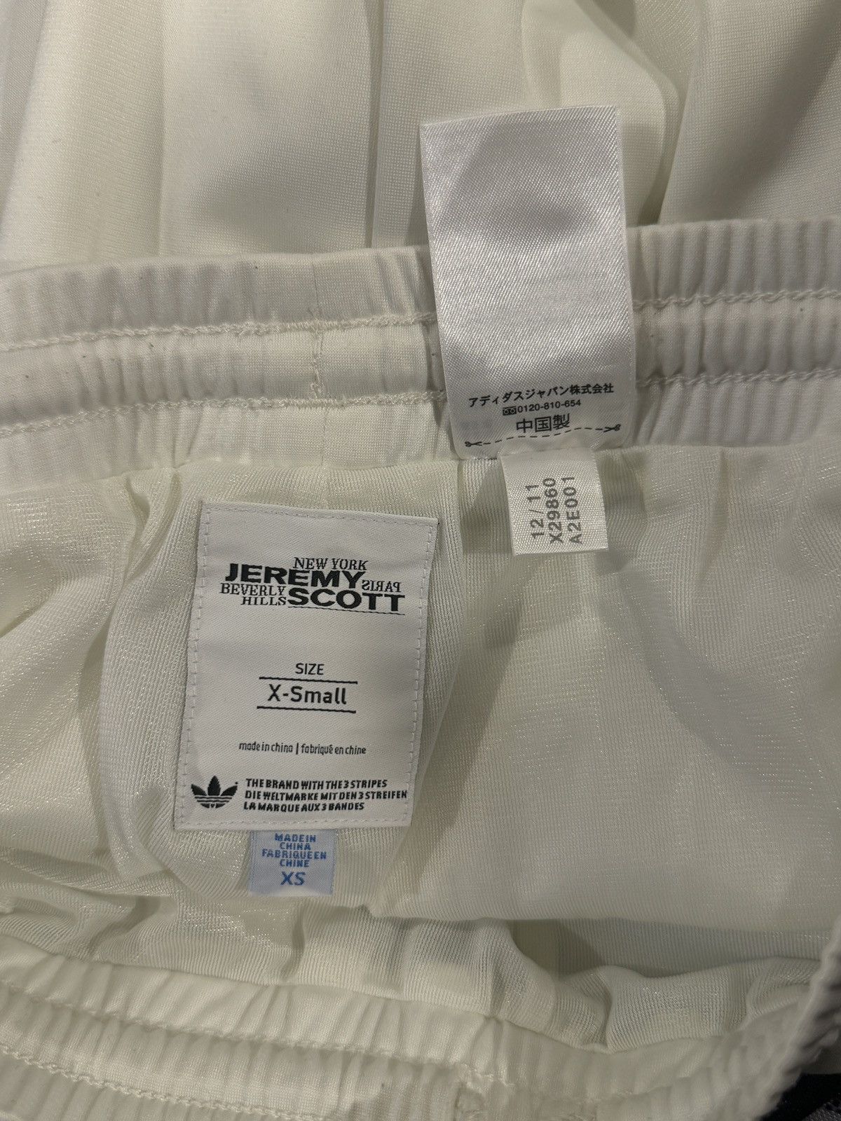 Adidas × Jeremy Scott | GRAIL | Vintage Adidas x Jeremy Scott Music Note Trackpant Size US 29 - 5 Thumbnail