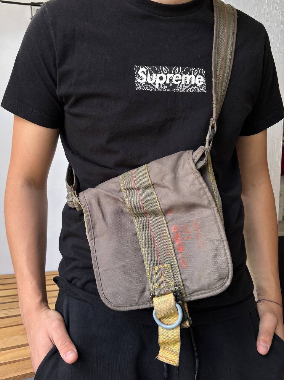 Japanese Brand Vintage Diesel style Y2K Avant Garde Distressed sling Bag Size ONE SIZE - 3 Thumbnail