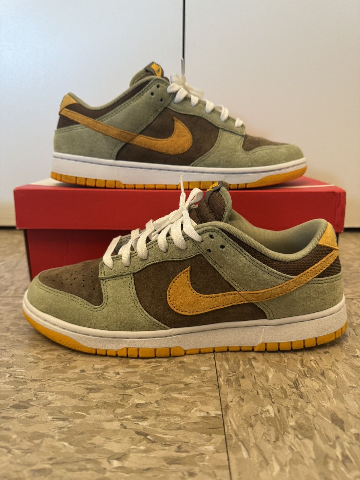 Nike Nike Dunk Low Dusty Olive Size US 9.5 / EU 42-43 - 1 Thumbnail