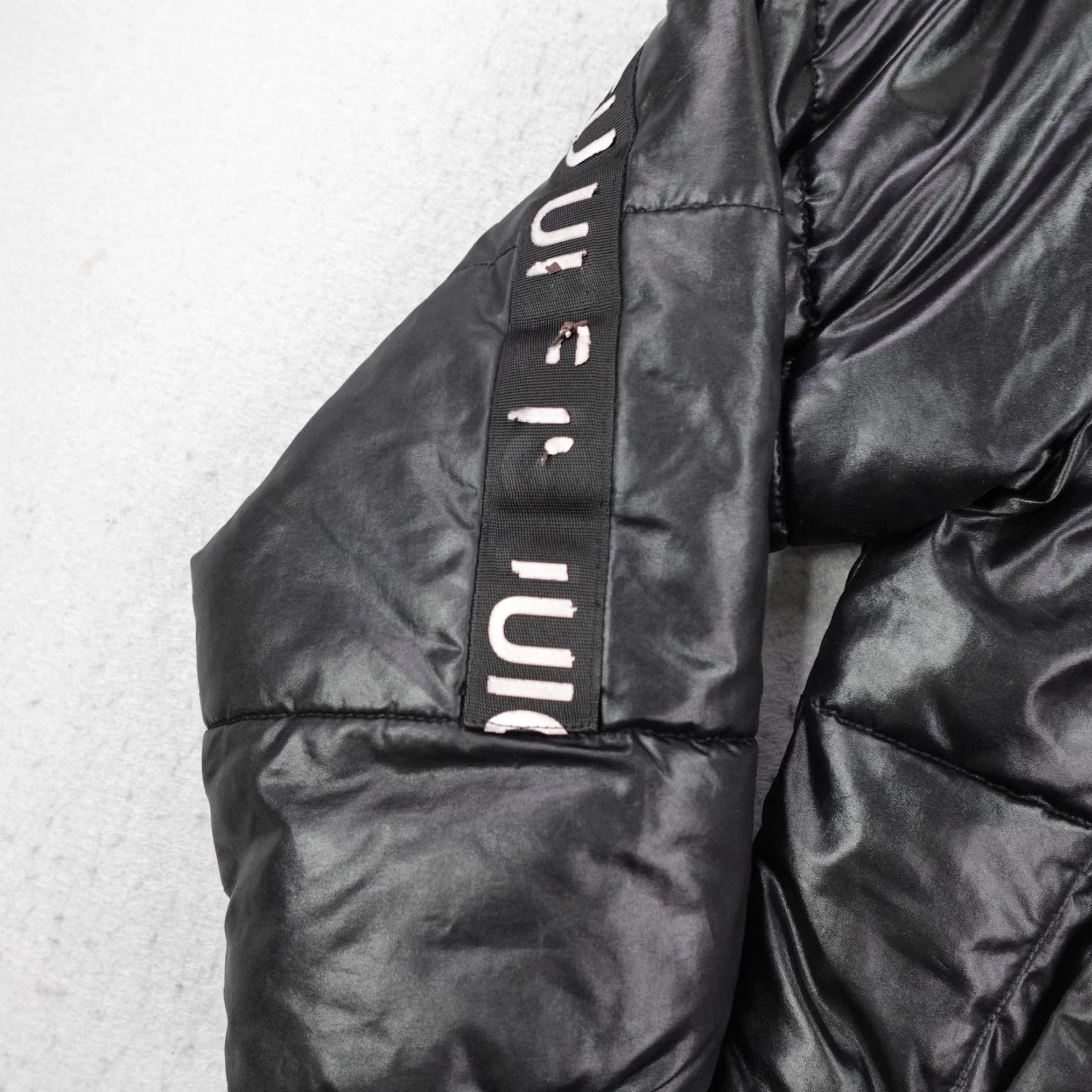 Juicy Couture Juicy Couture Jacket Womens Medium Black Label Puffer Quilted Coat Zip Up Y2K Size M / US 6-8 / IT 42-44 - 4 Thumbnail