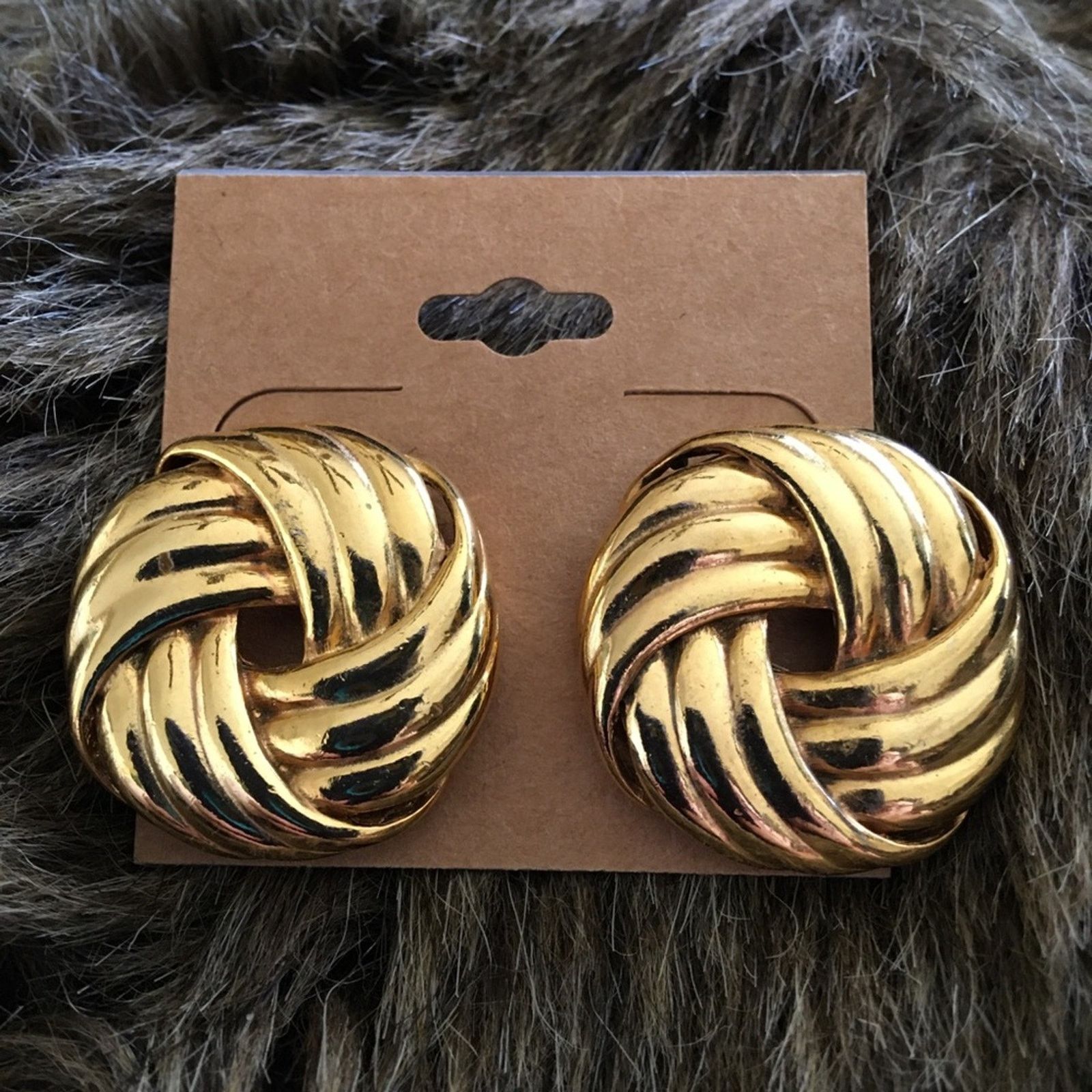 Vintage Vintage gold tone large statement pierced earrings Size ONE SIZE - 2 Thumbnail