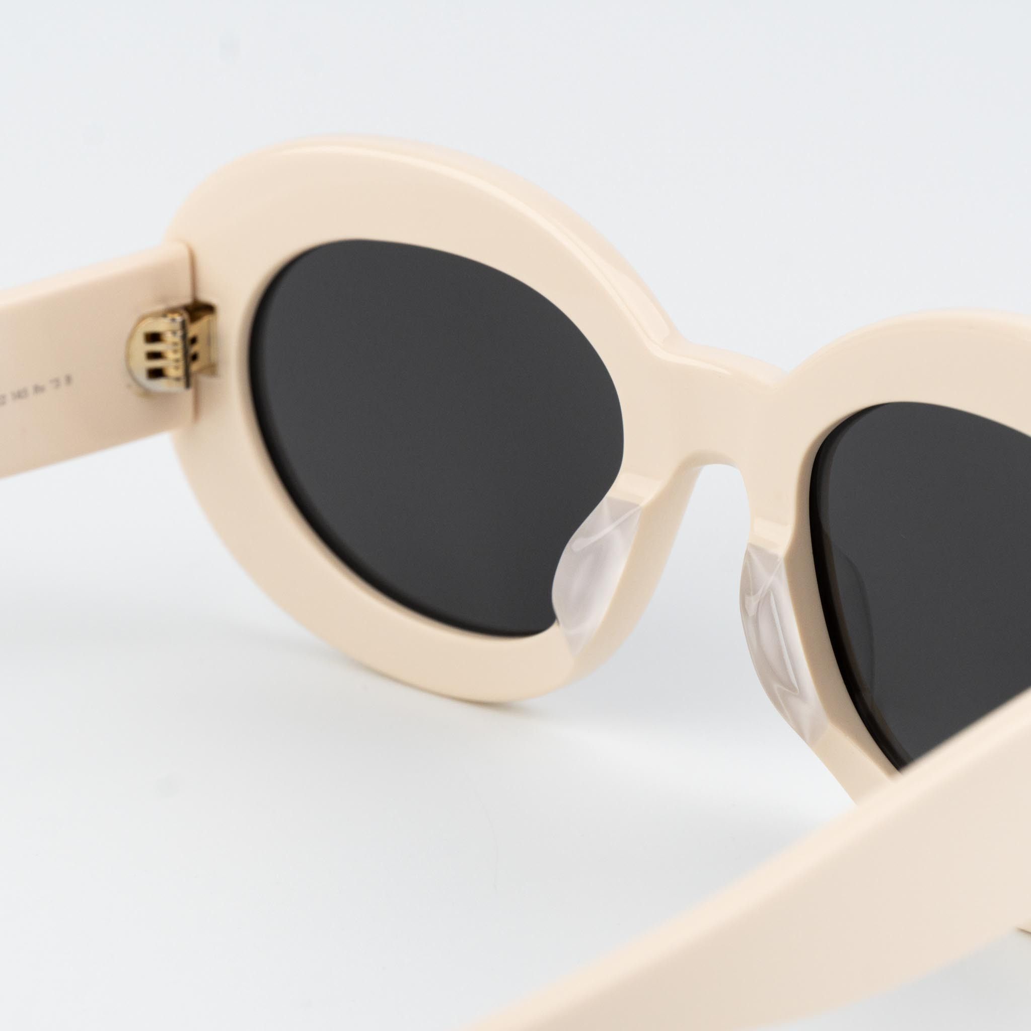 Celine Celine TRIOMPHE Women Sunglasses CL40312U 25A NEW AUTHENTIC Size ONE SIZE - 6 Thumbnail