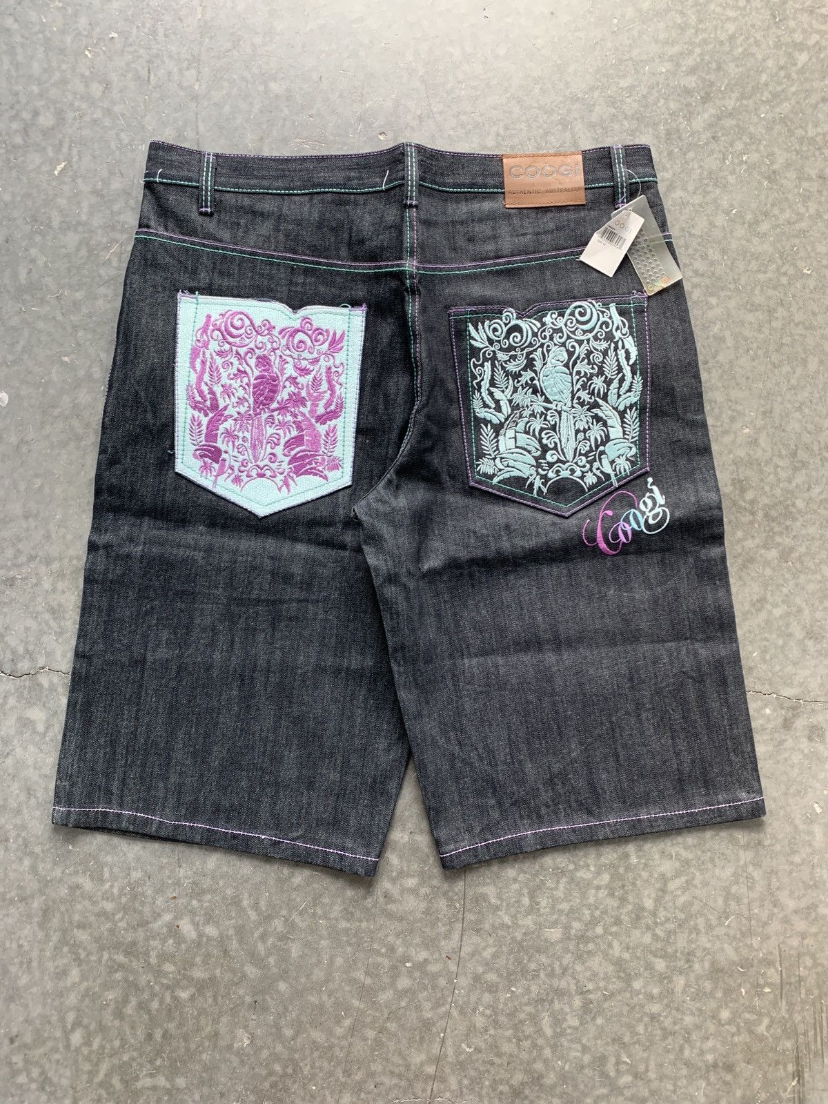 Coogi × JNCO × Vintage Crazy BNWT Vintage Y2K Baggy Coogi Jean Shorts Size US 40 / EU 56 - 1 Thumbnail