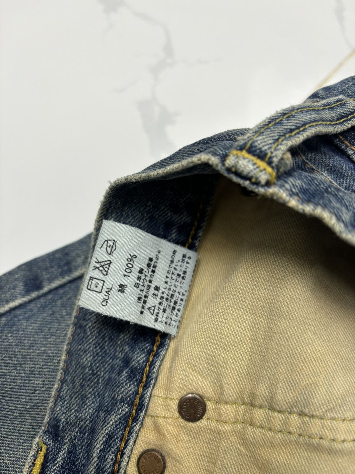 Edwin EDWIN 505x SELVEDGE SHORT DENIM JEANS Size US 31 - 9 Thumbnail