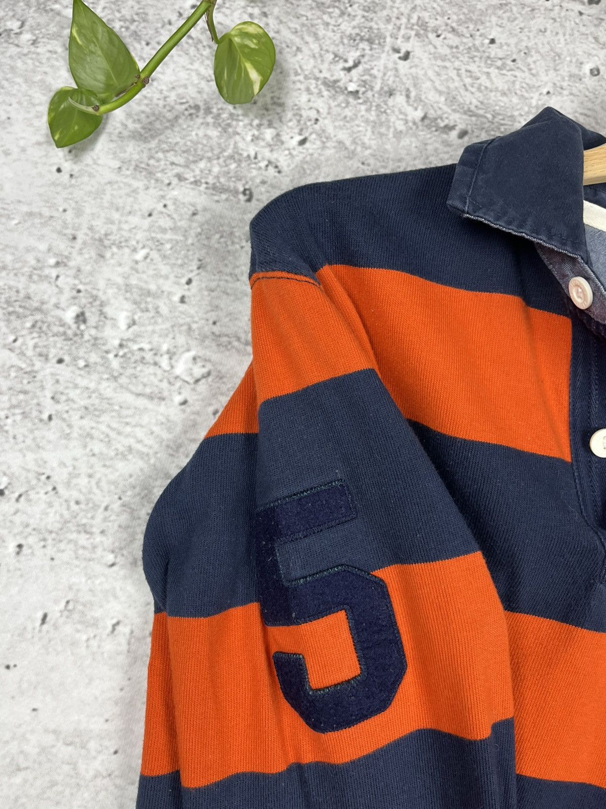 Tommy Hilfiger × Vintage Vintage Tommy Hilfiger Striped Rugby Preppy Shirt Size US S / EU 44-46 / 1 - 5 Thumbnail