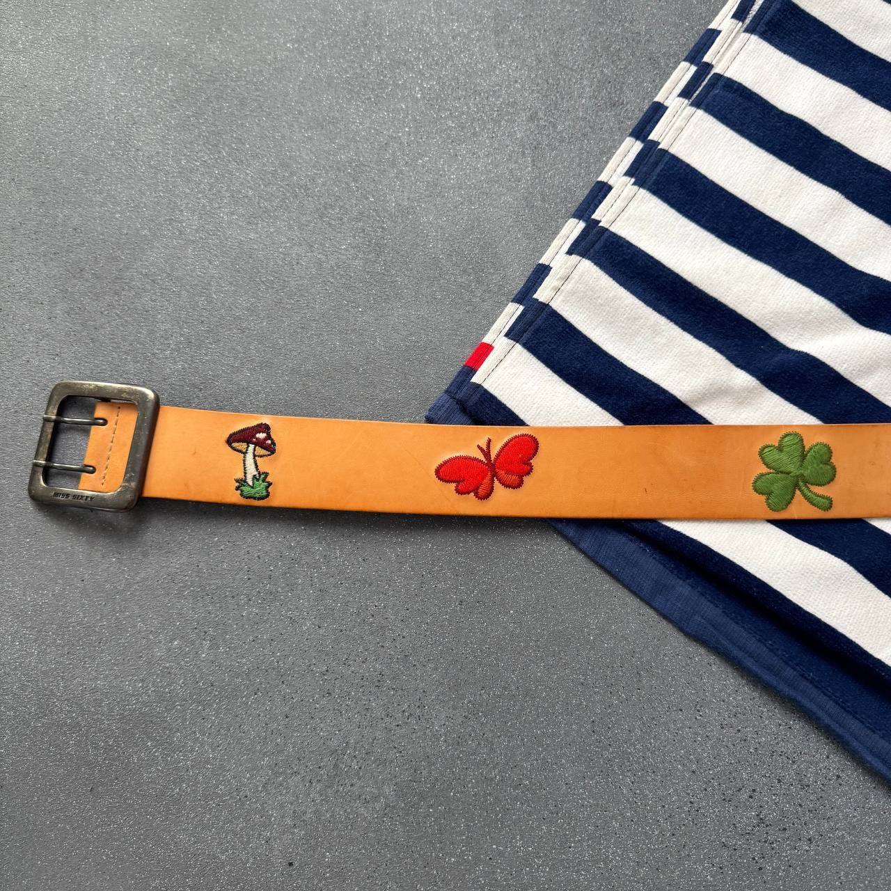 Miss Sixty × Vintage Miss Sixty Vintage Y2K Leather Belt Size ONE SIZE - 6 Thumbnail